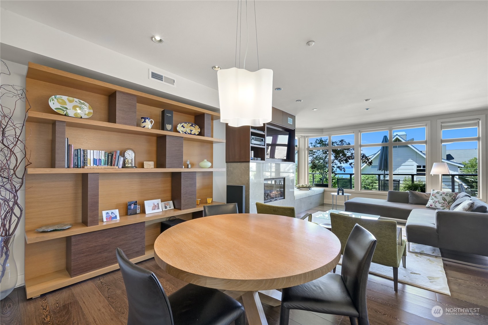 811 10th Street Unit: 203