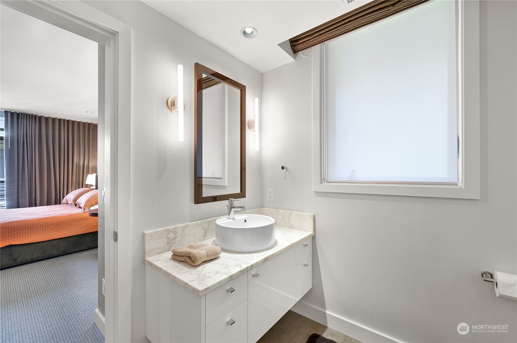 811 10th Street Unit: 203