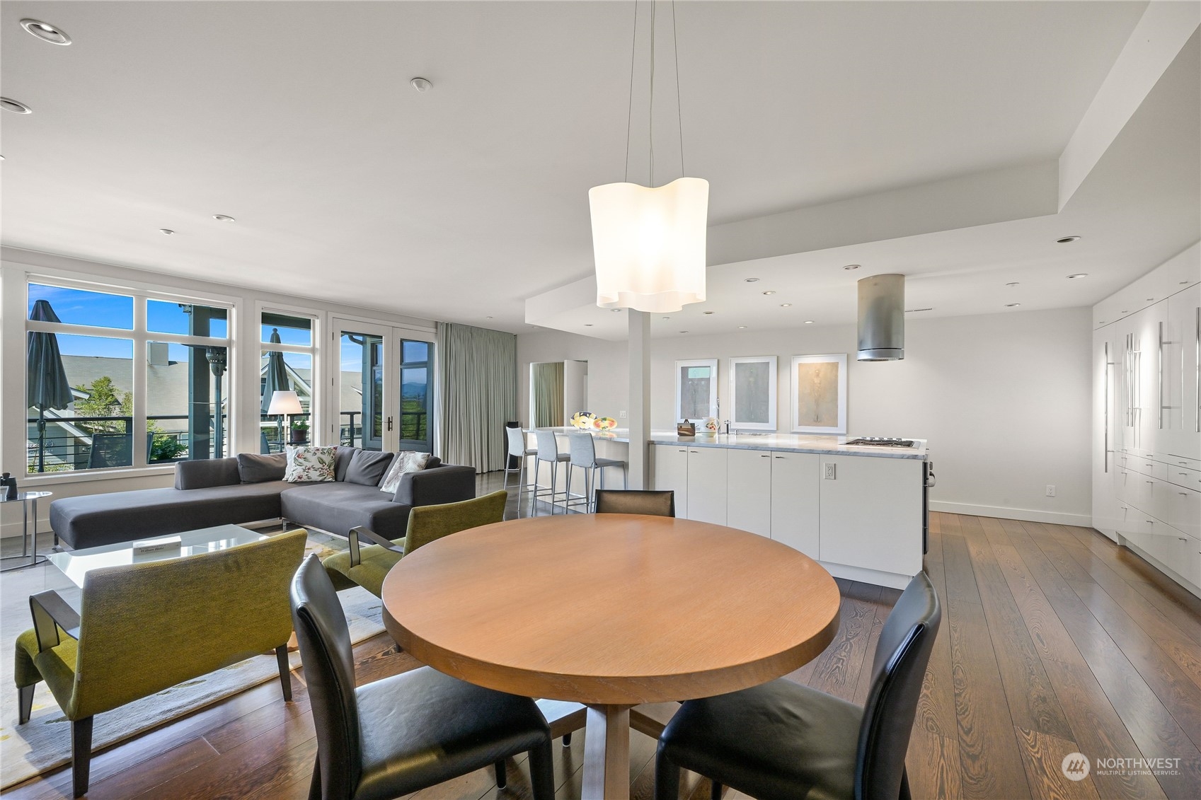 811 10th Street Unit: 203
