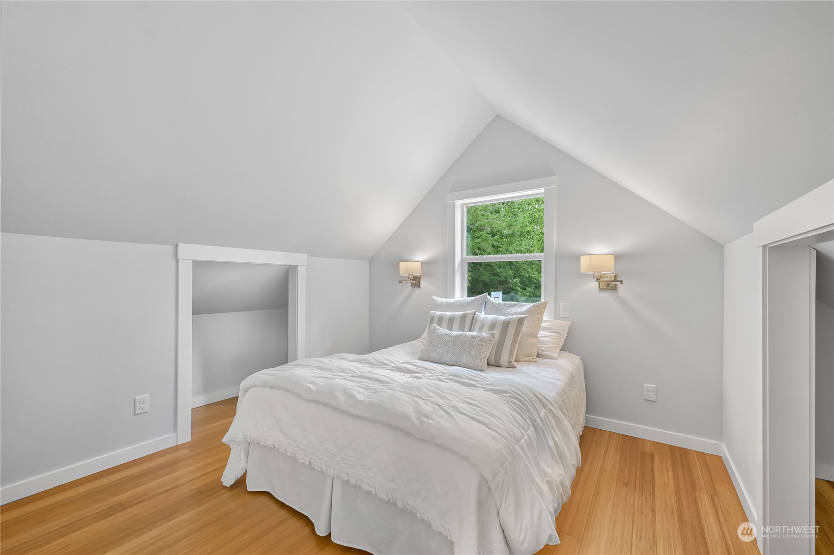 807 E 51st Street