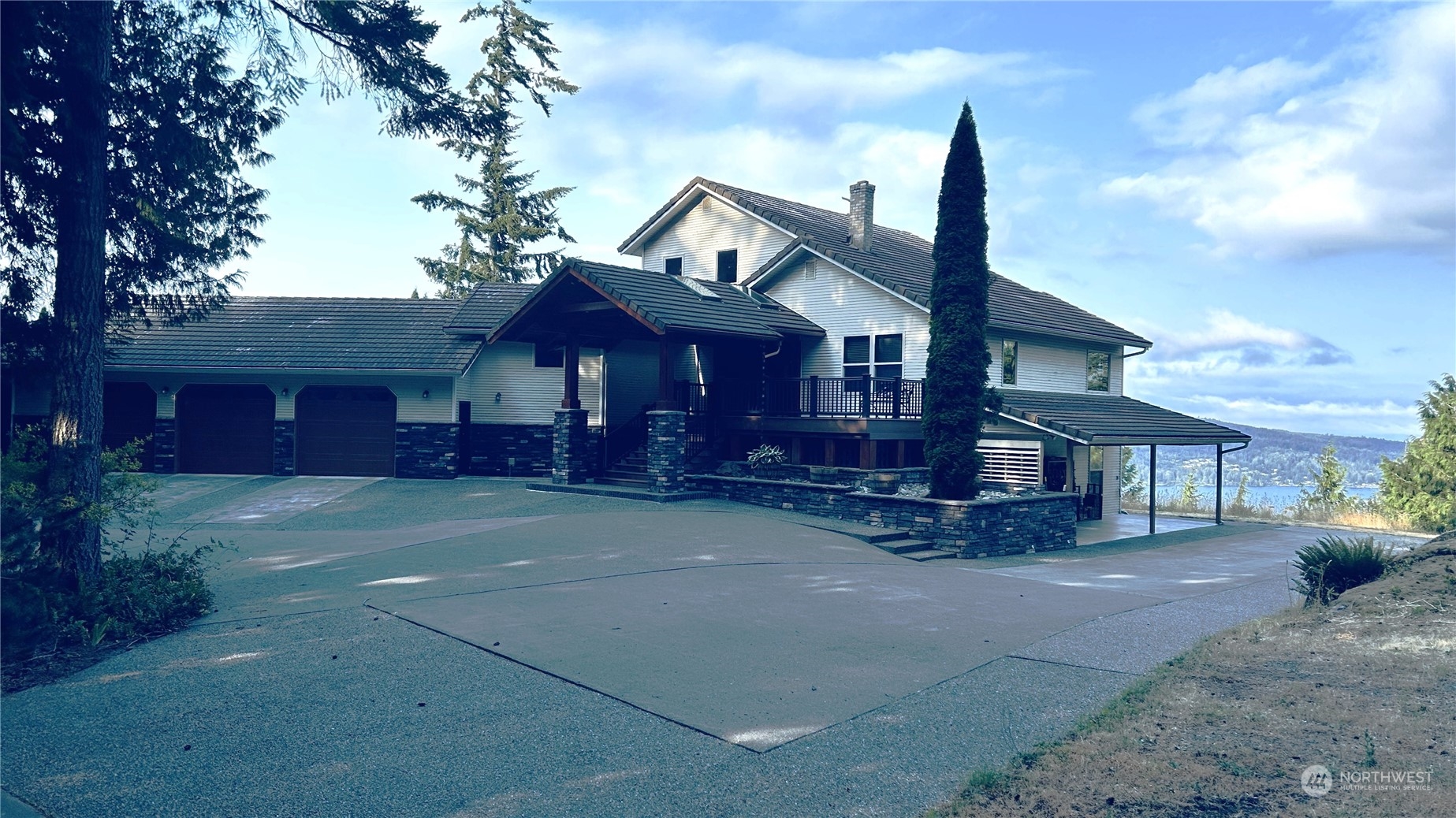 3450 Sheridan Trail