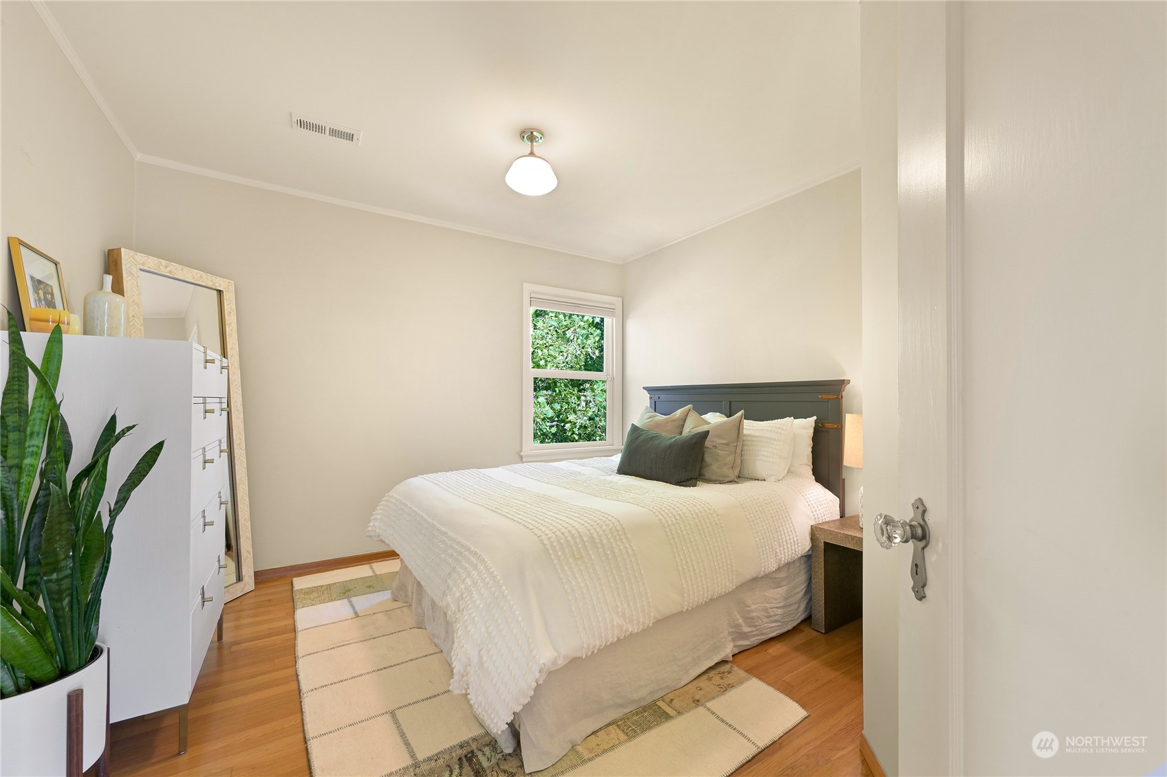 2019 Eldridge Avenue