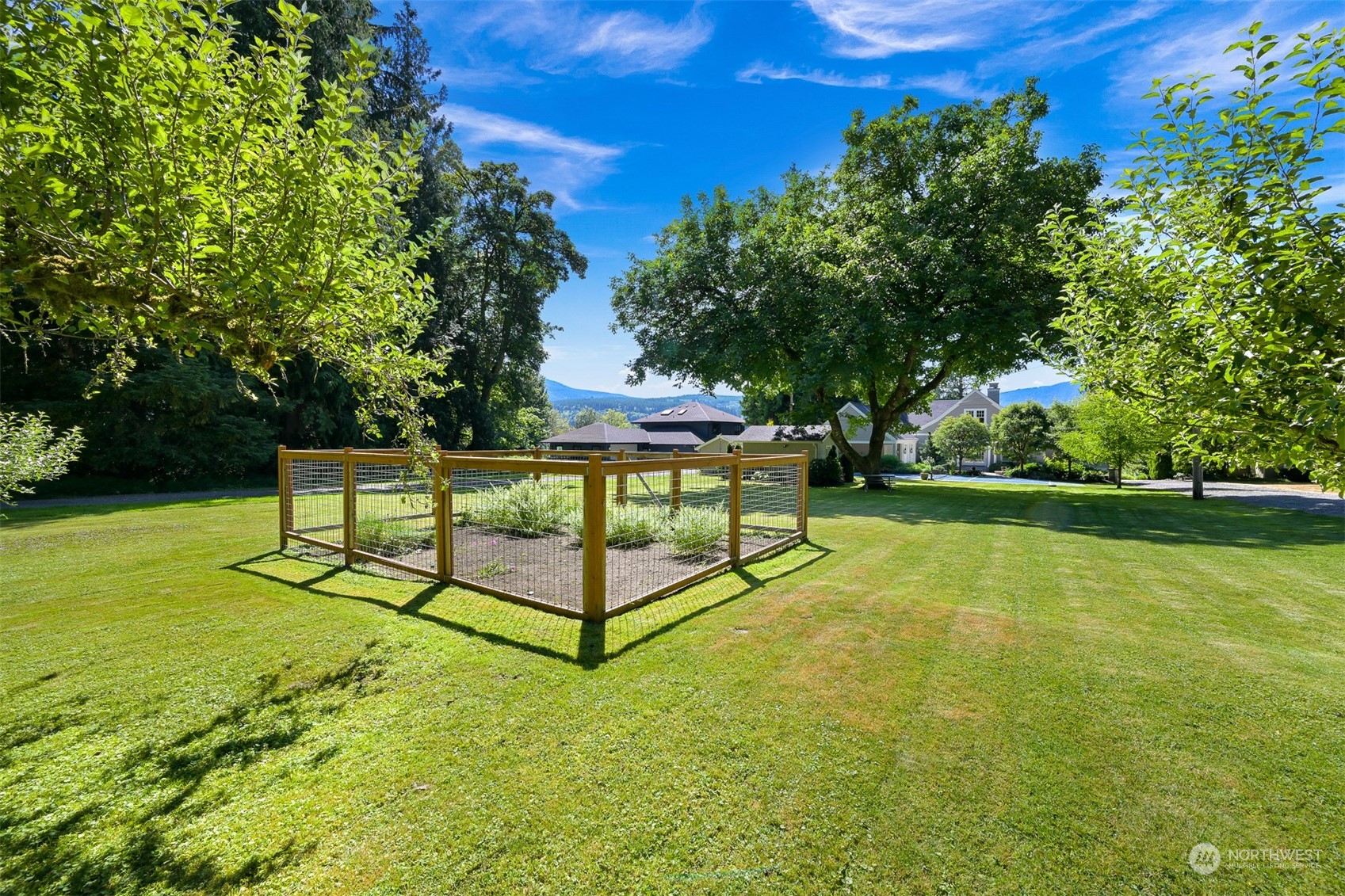651 E Lake Samish Drive