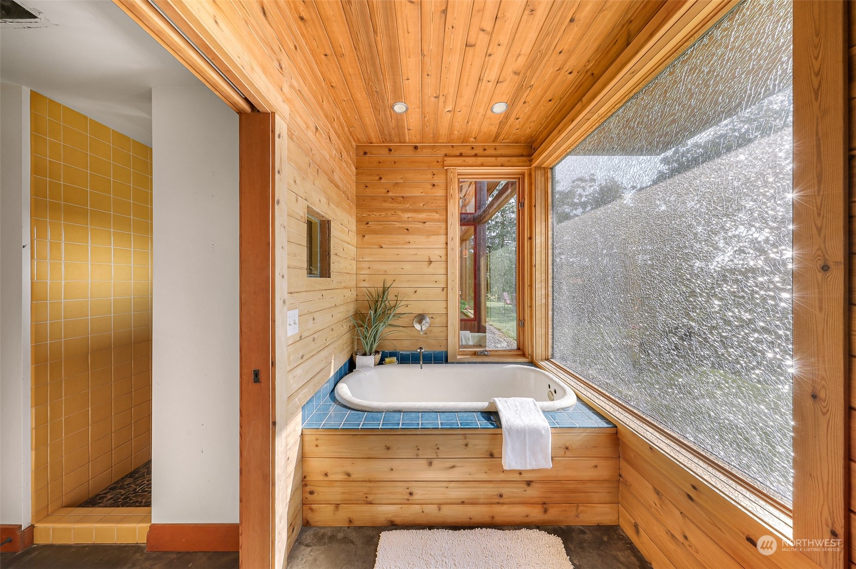 824 Chuckanut Drive
