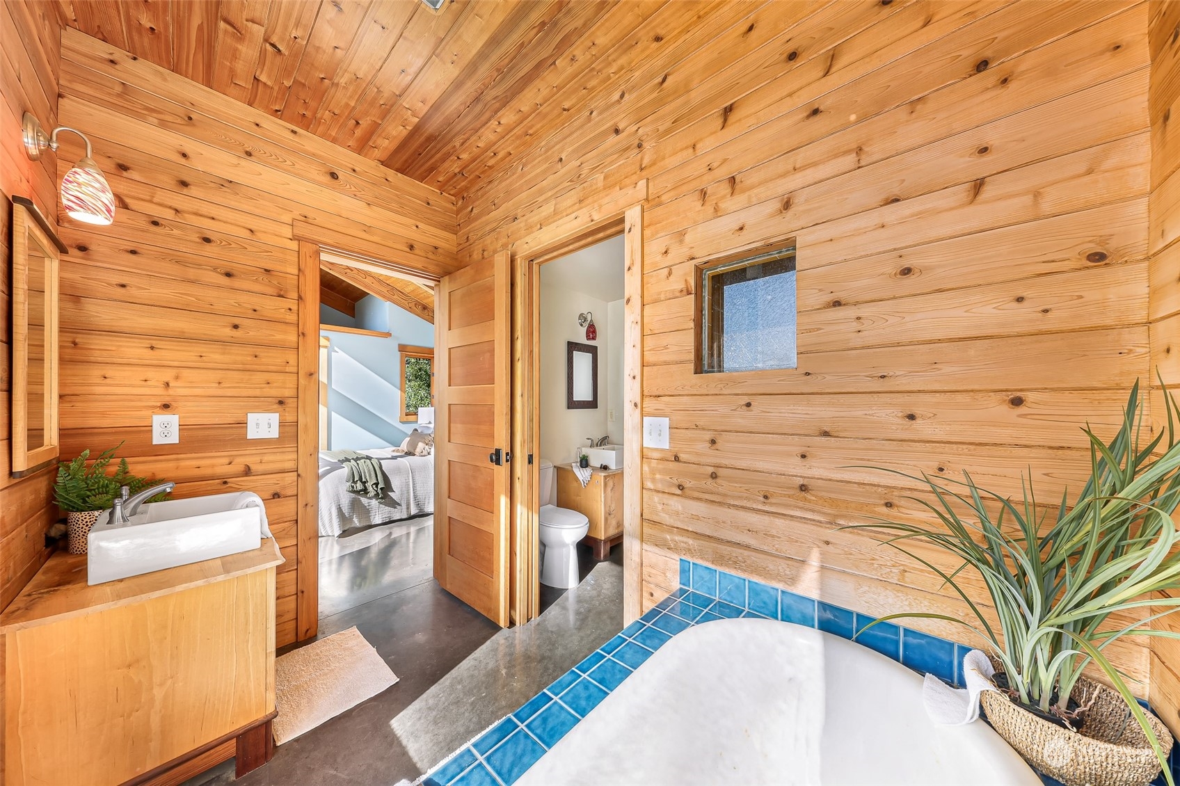 824 Chuckanut Drive