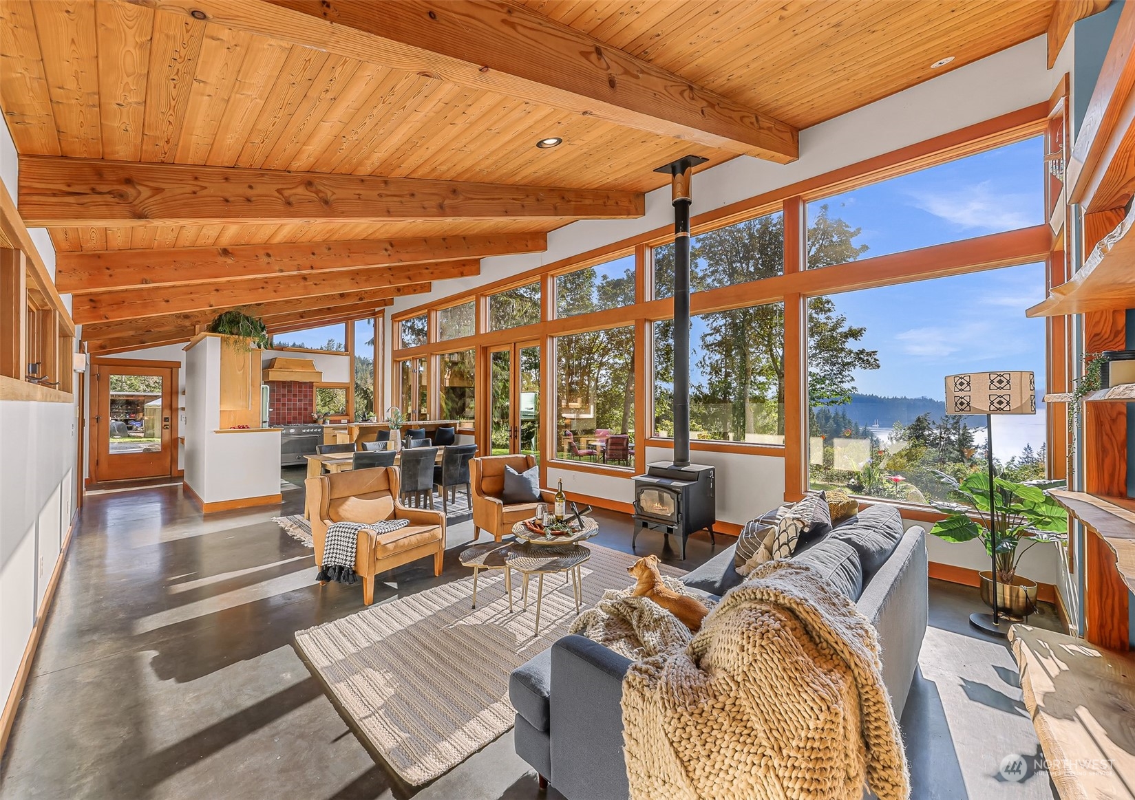 824 Chuckanut Drive