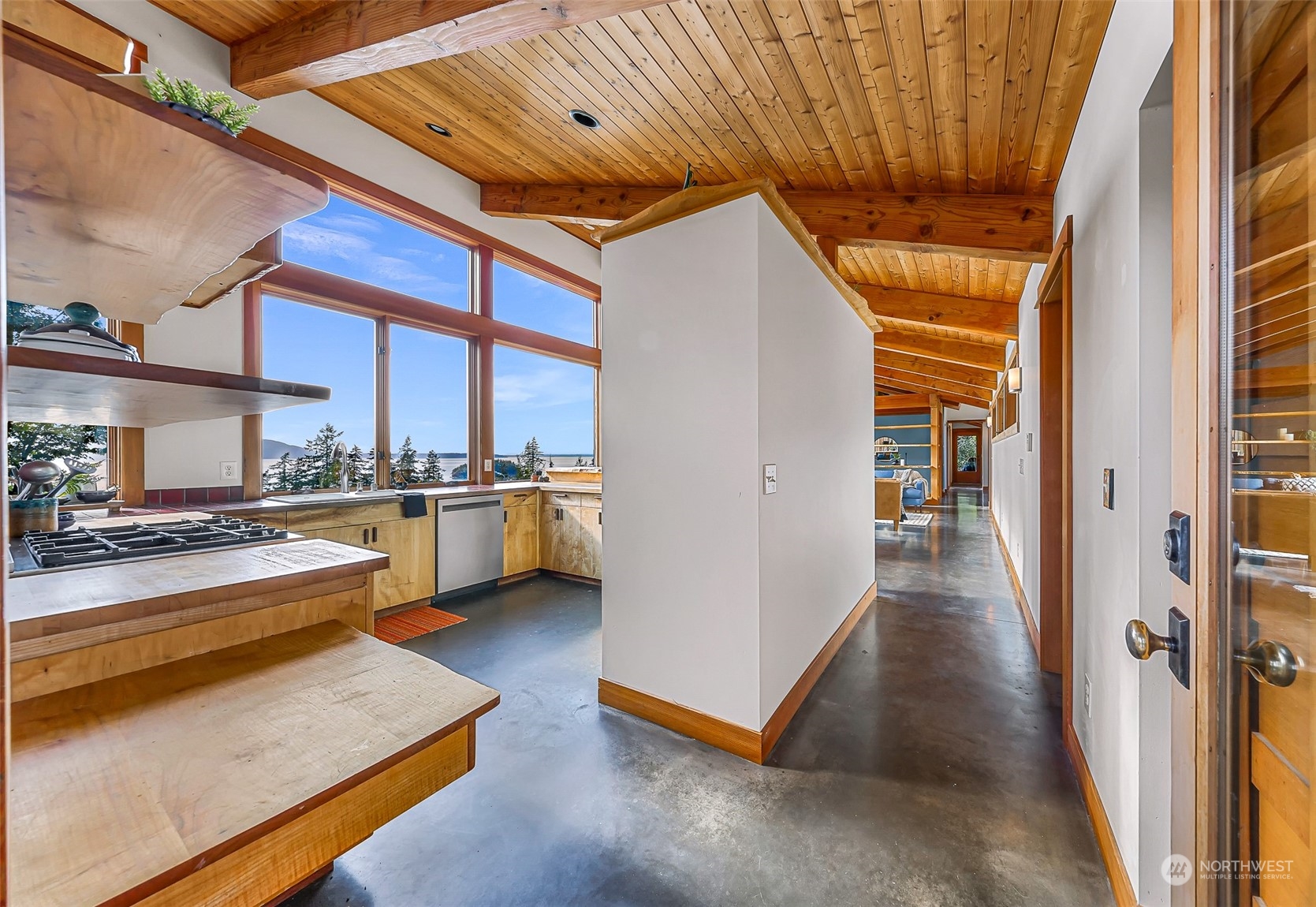 824 Chuckanut Drive