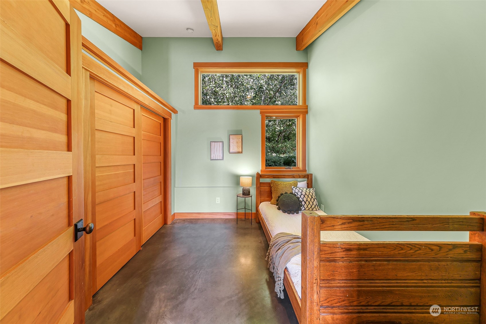 824 Chuckanut Drive