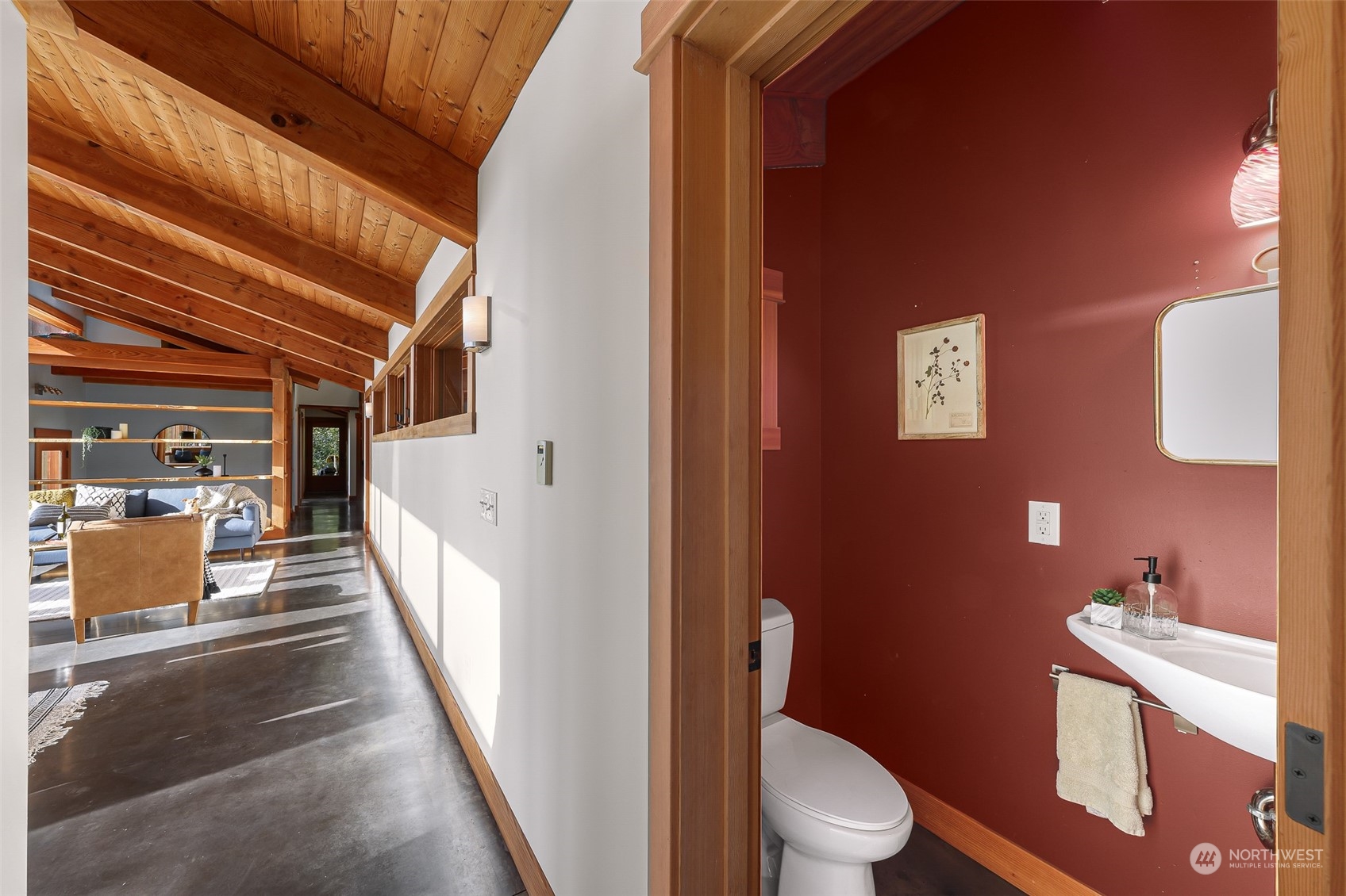 824 Chuckanut Drive