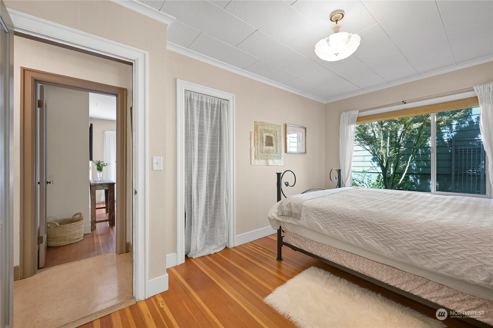 1901 Samish Way