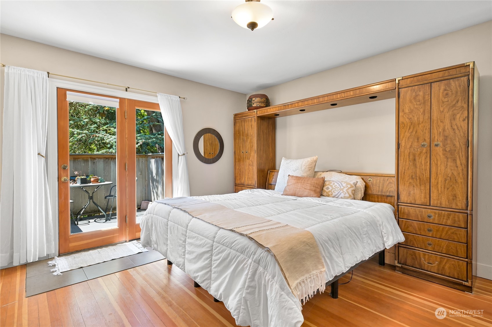 1901 Samish Way
