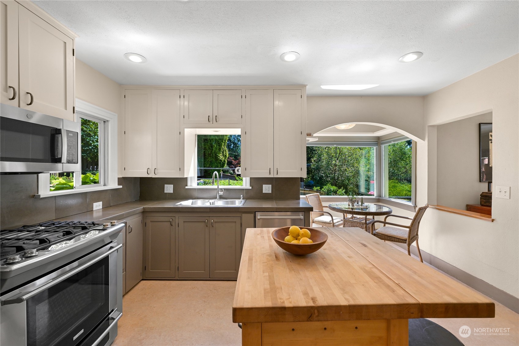 1901 Samish Way