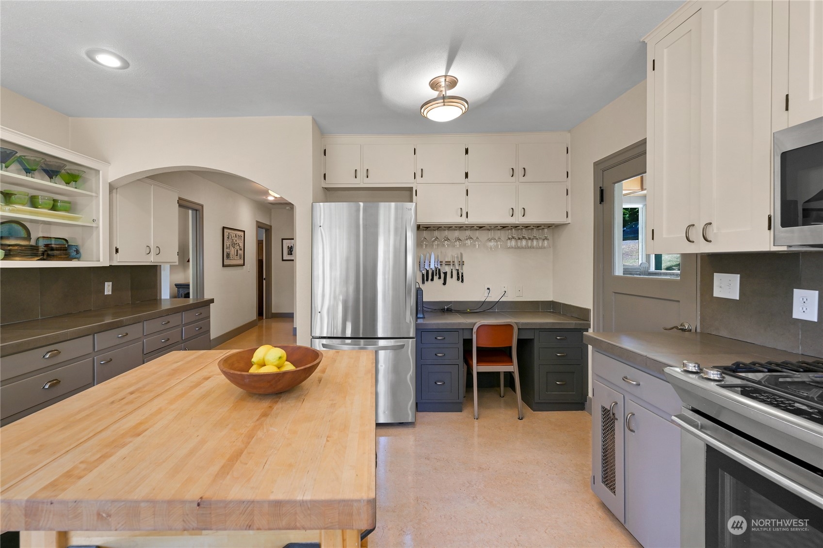 1901 Samish Way