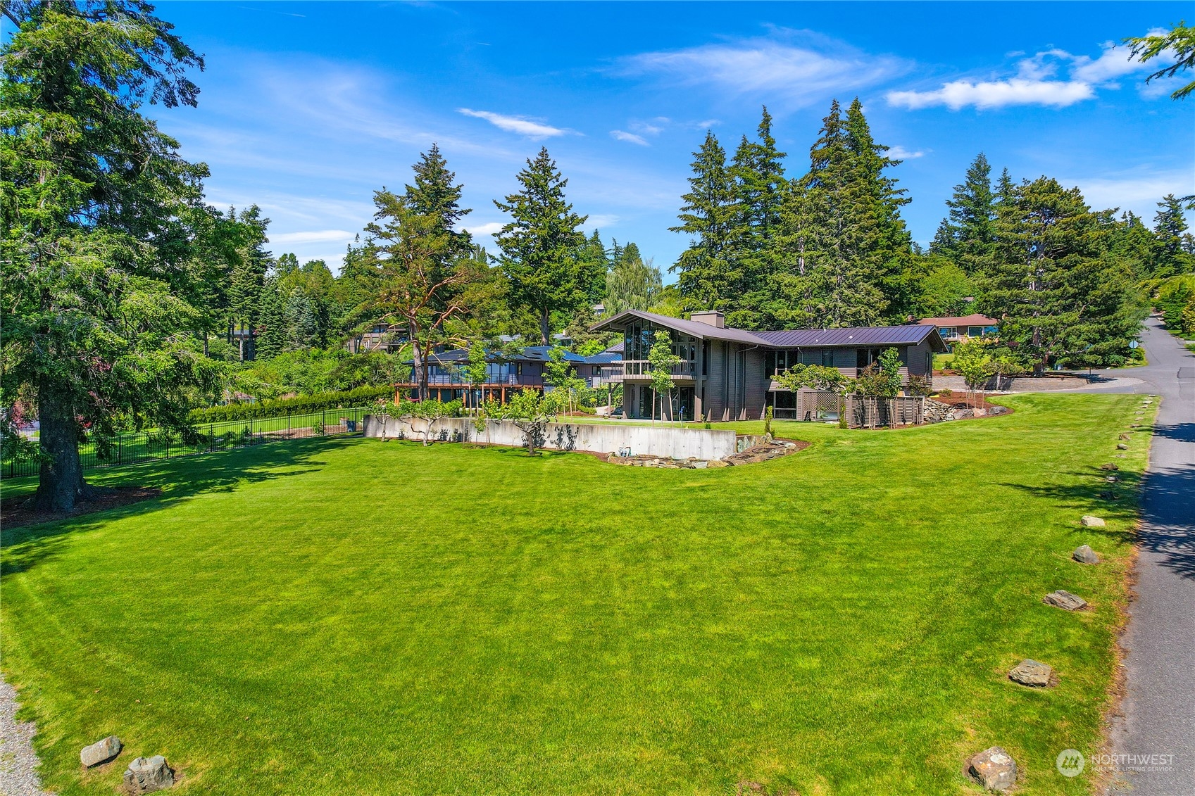 430 Bayside Road