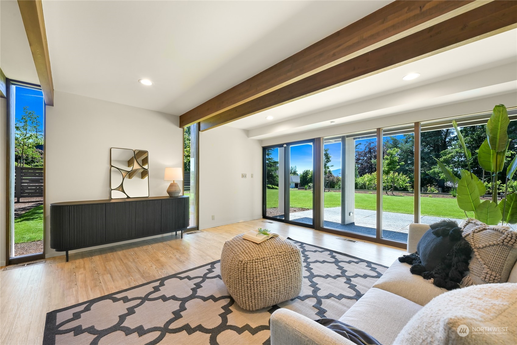 430 Bayside Road