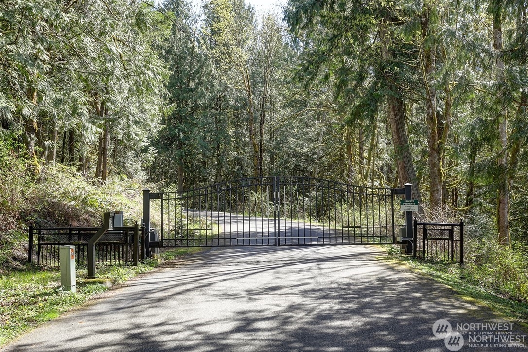 3355 Sheridan Trail