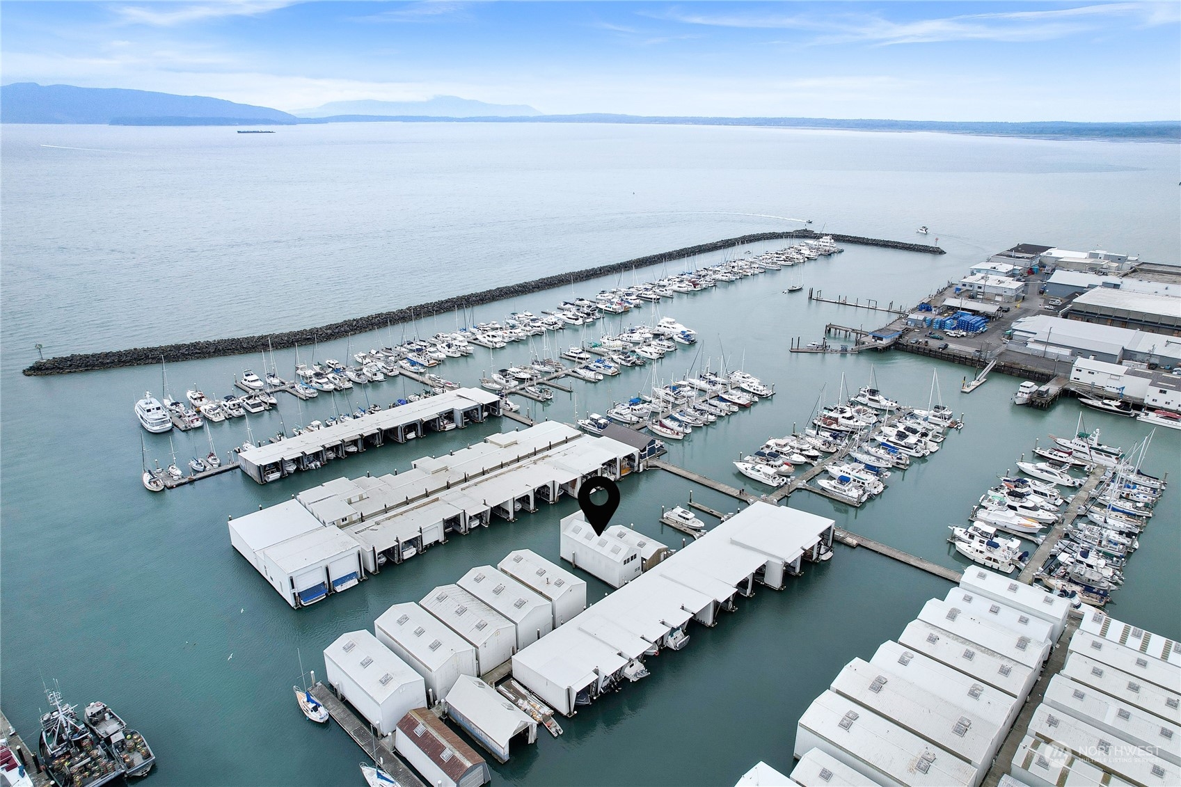 5 Squalicum Harbor Unit: DE15