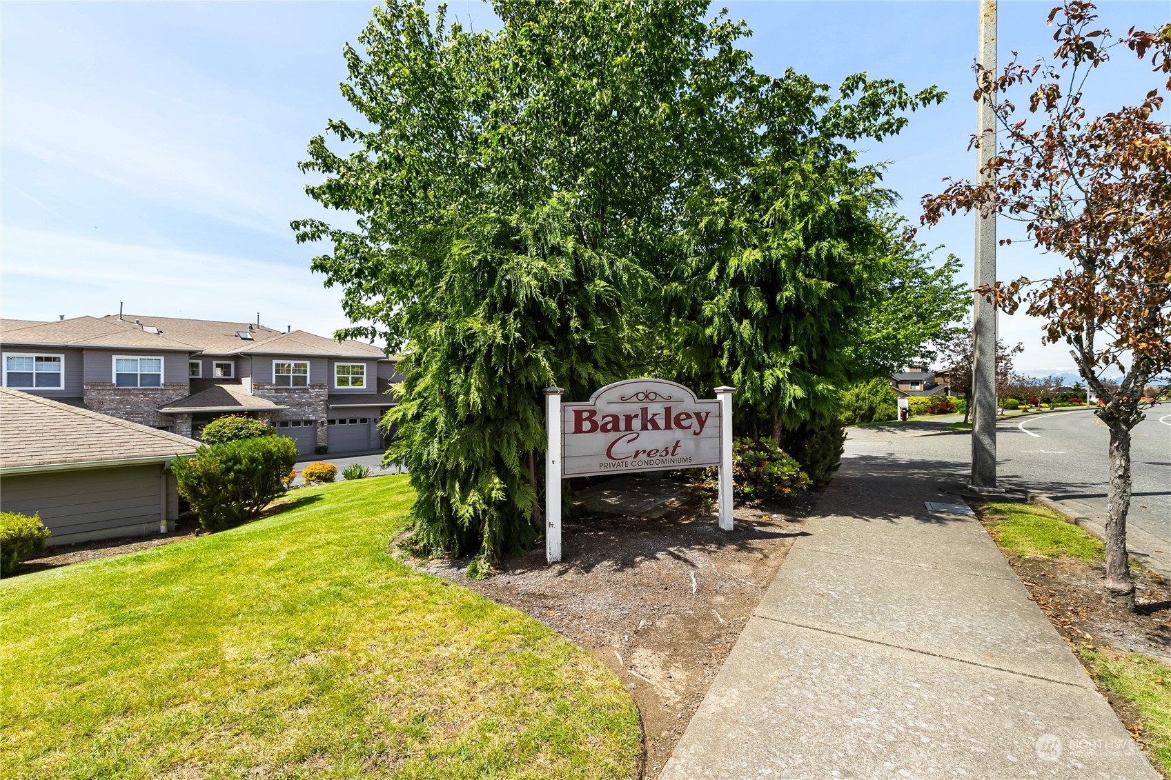3109 Chandler Parkway