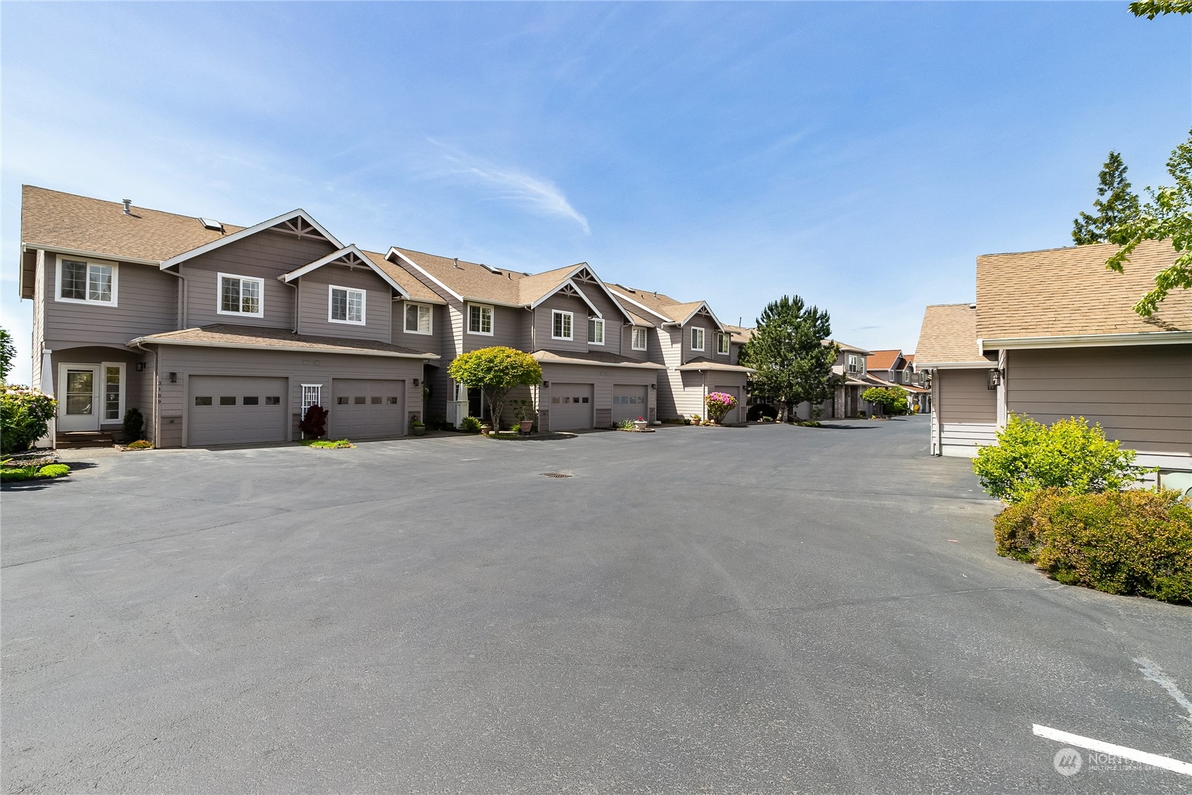 3109 Chandler Parkway