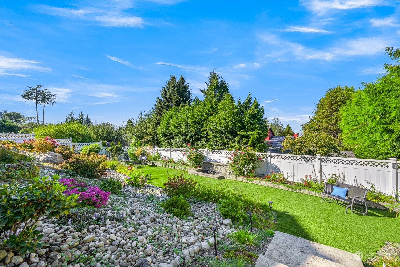 215 Bayside Road