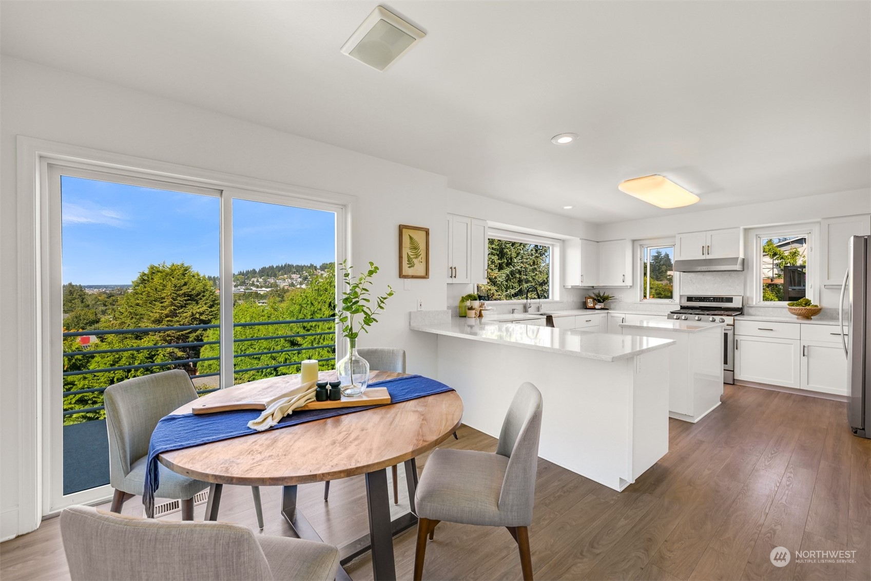215 Bayside Road