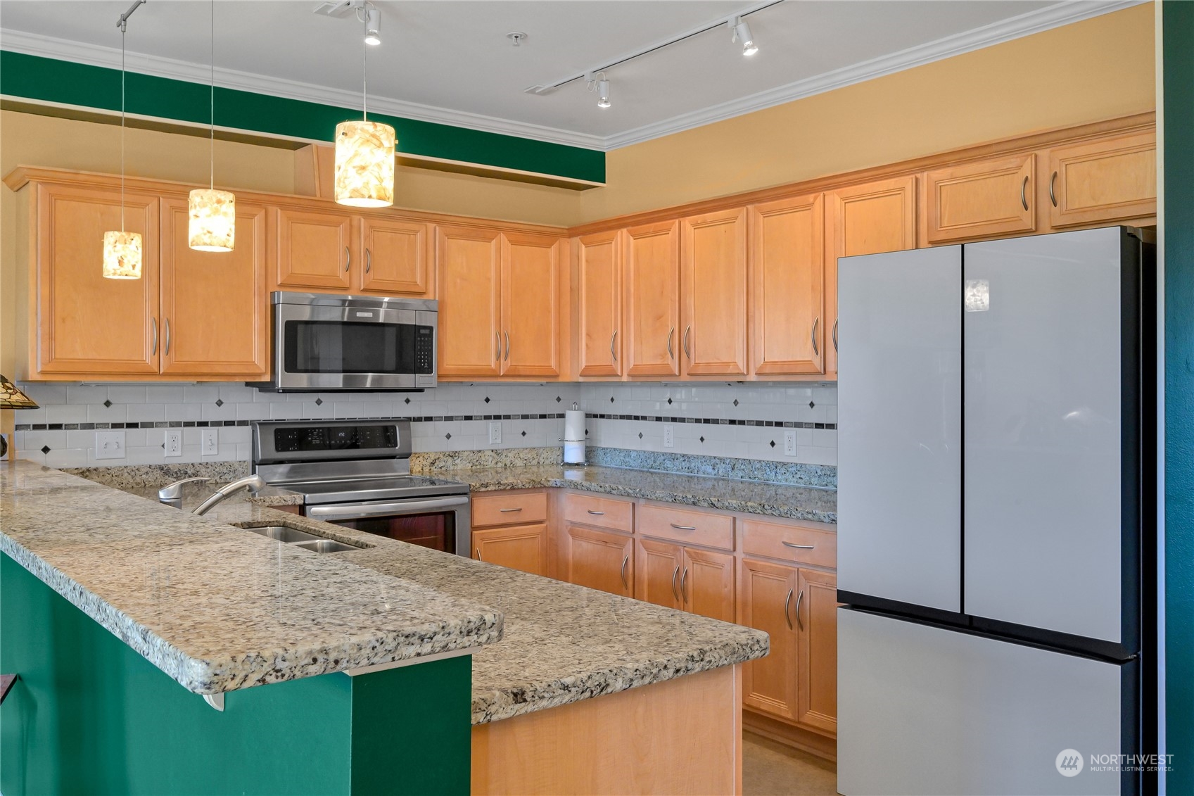 1134 Finnegan Way Unit: 402