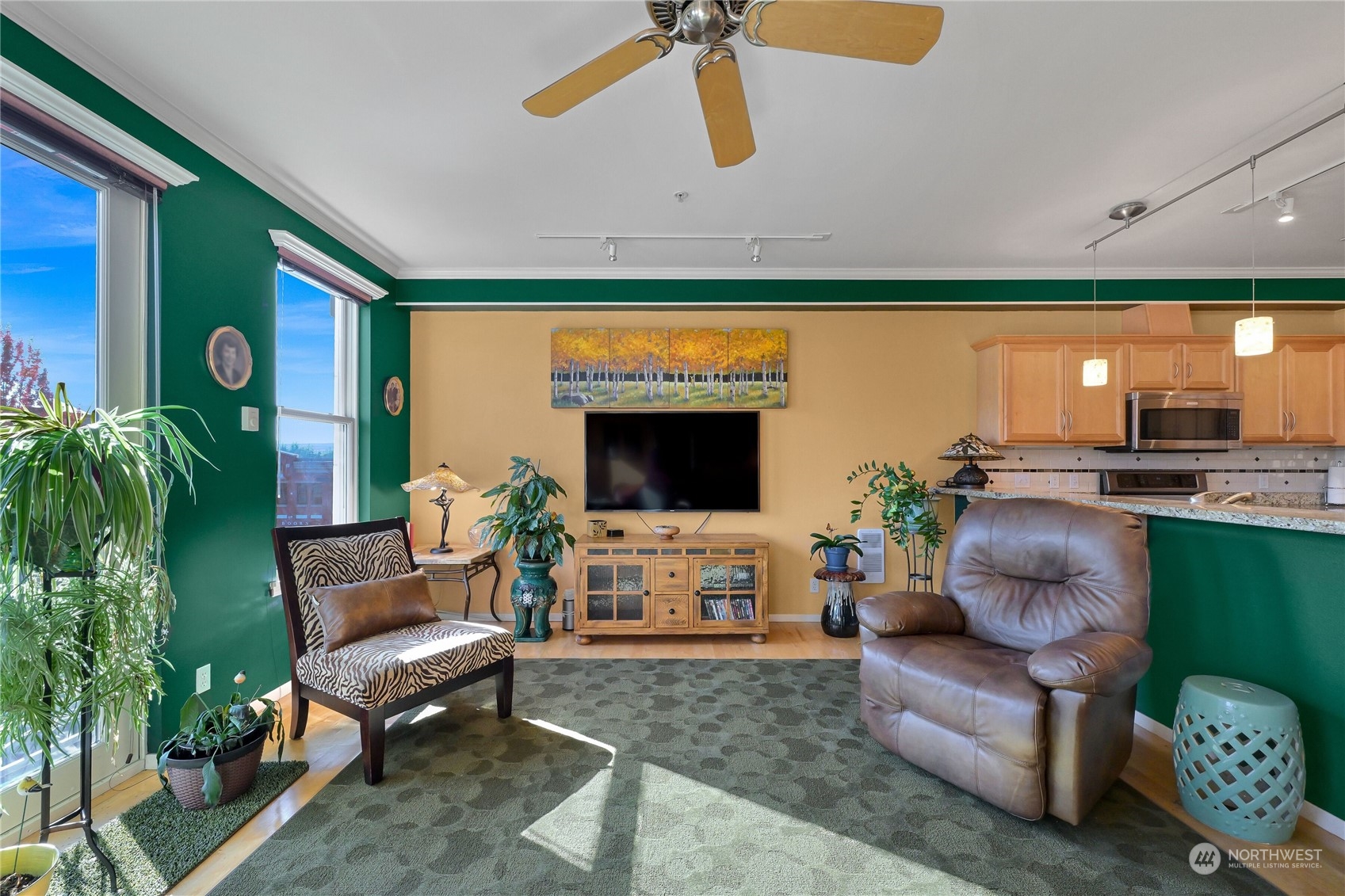1134 Finnegan Way Unit: 402