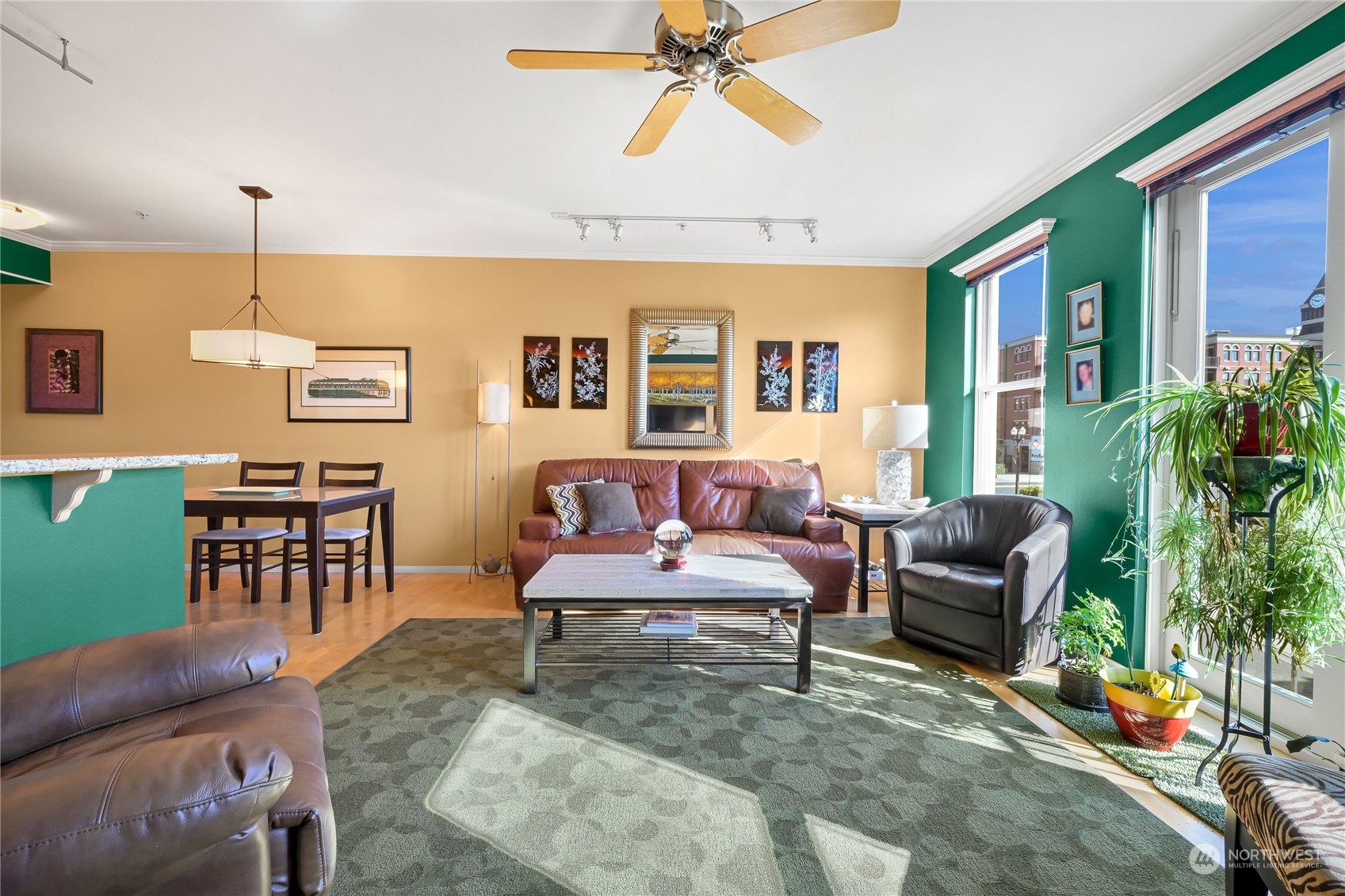 1134 Finnegan Way Unit: 402