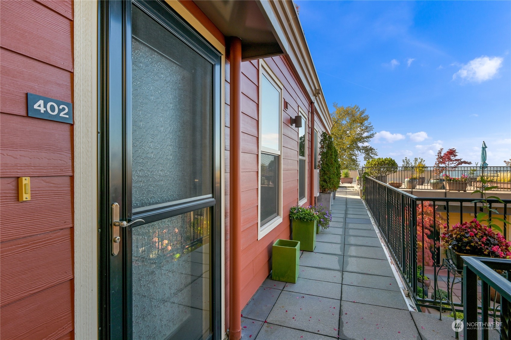 1134 Finnegan Way Unit: 402