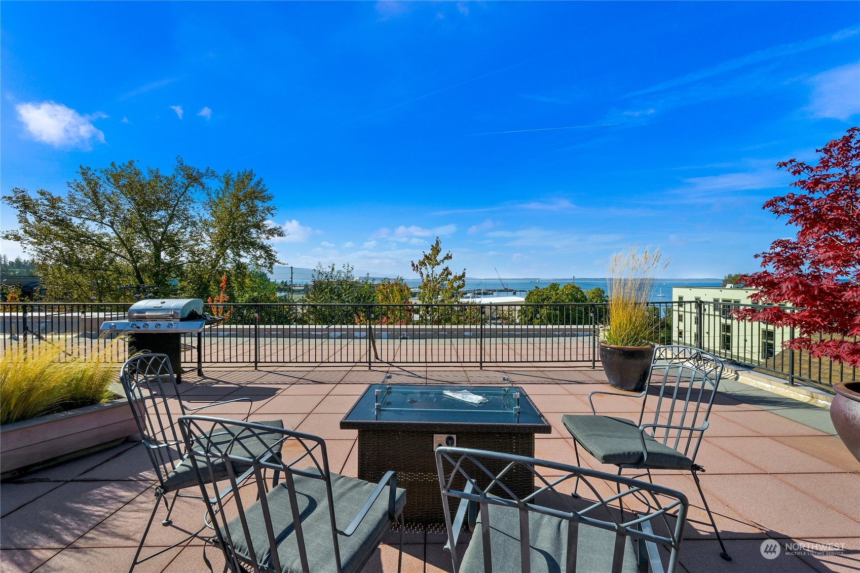 1134 Finnegan Way Unit: 402