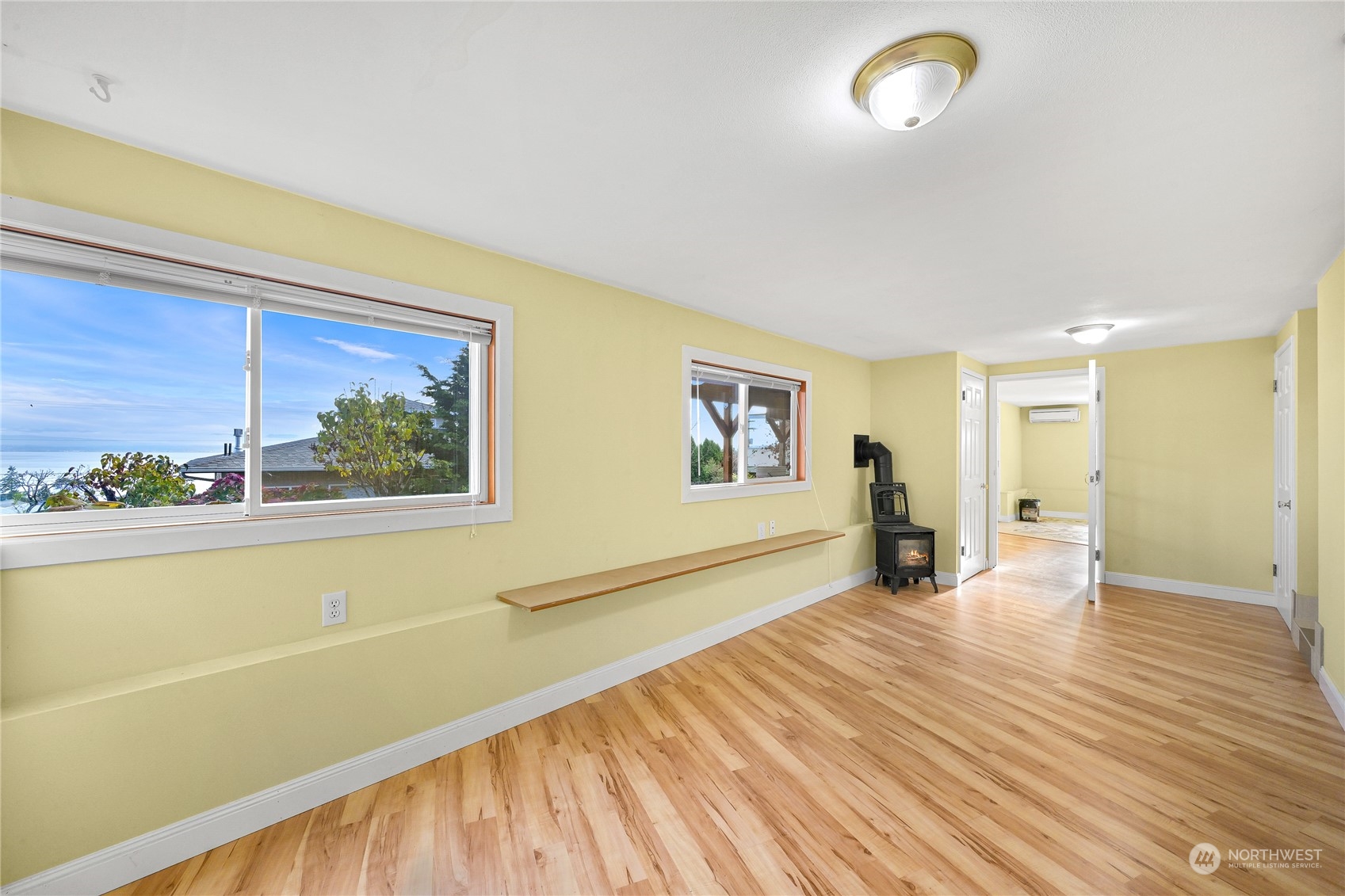 1395 SE Camano Drive