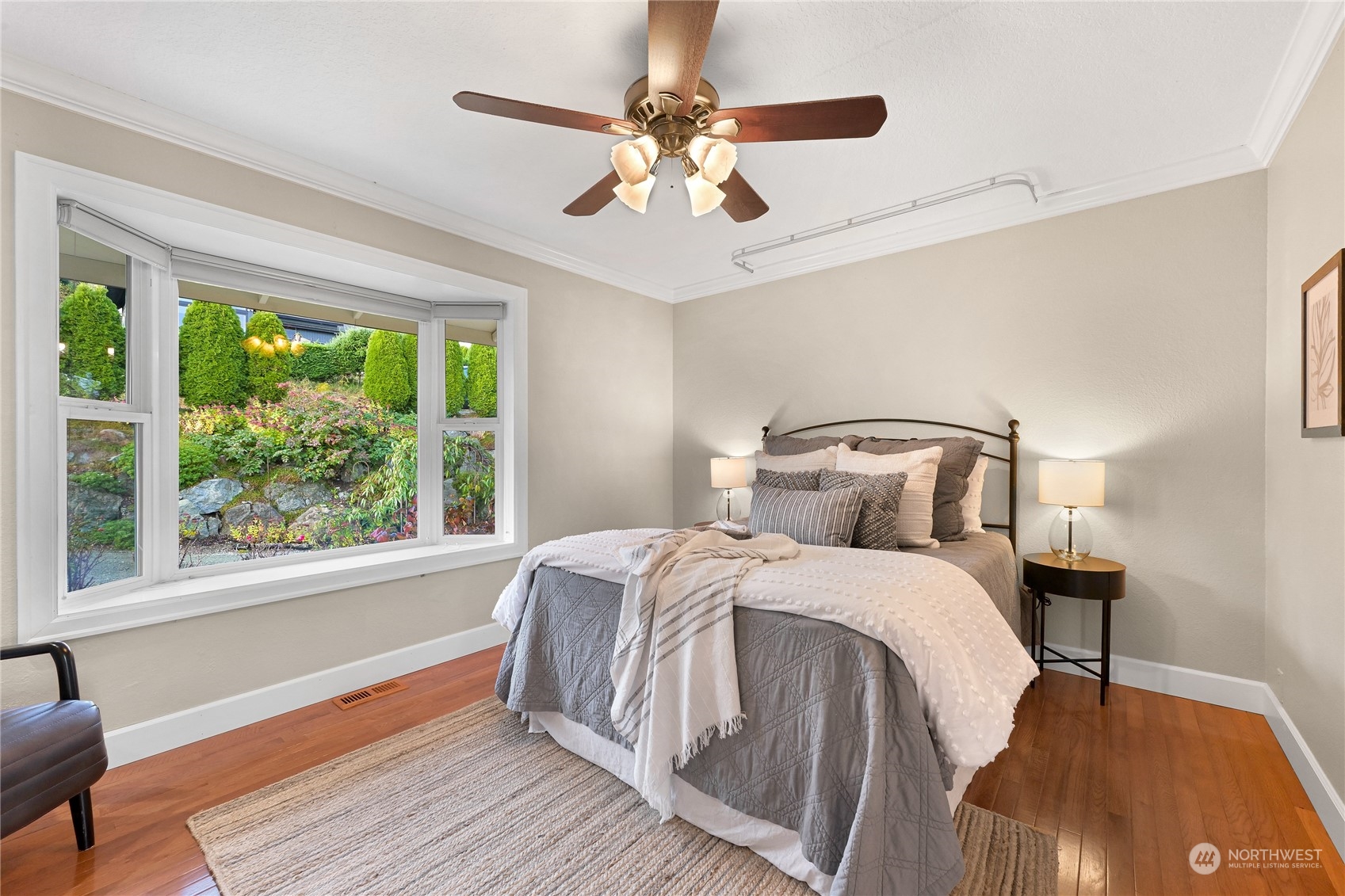 1395 SE Camano Drive