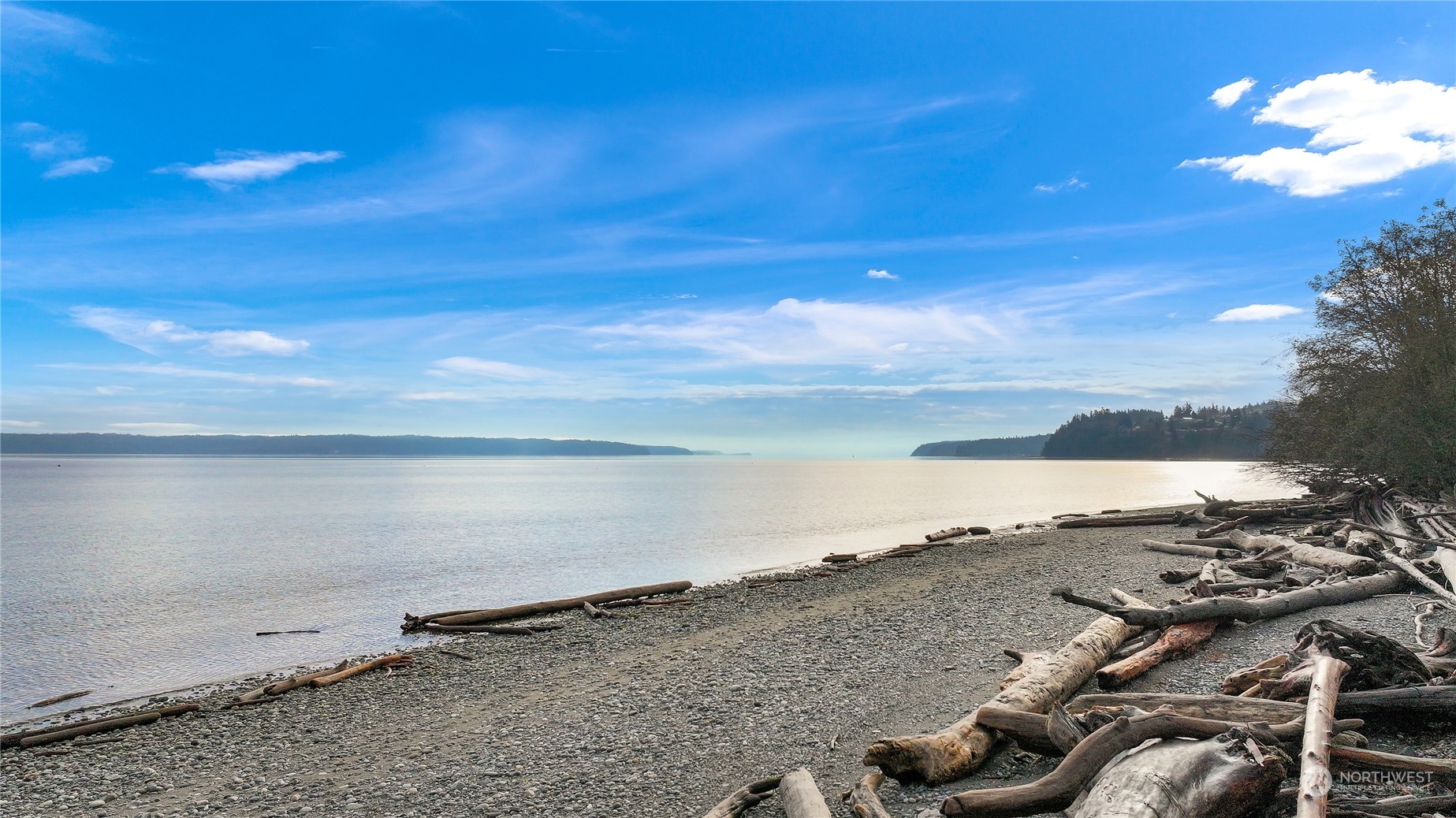 1395 SE Camano Drive