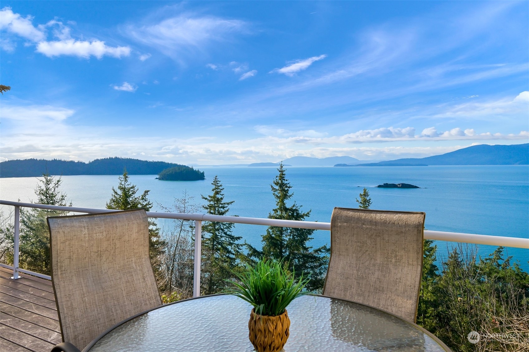 1311 Chuckanut Drive