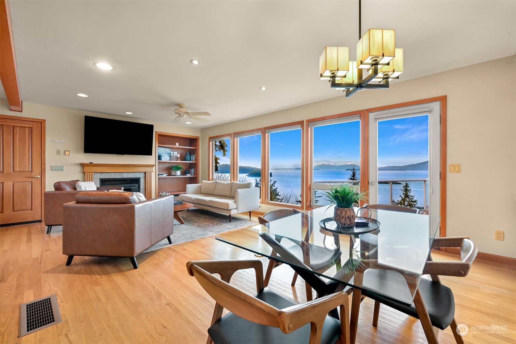 1311 Chuckanut Drive
