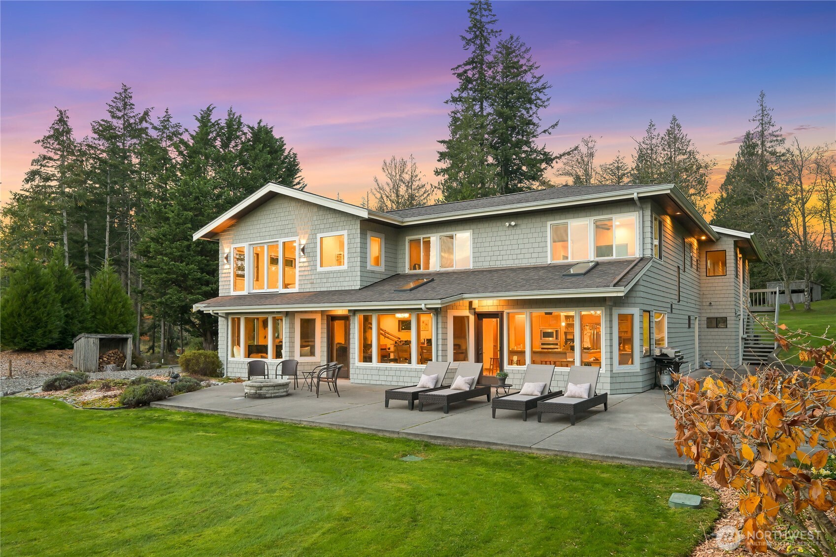2724 Willow Lane