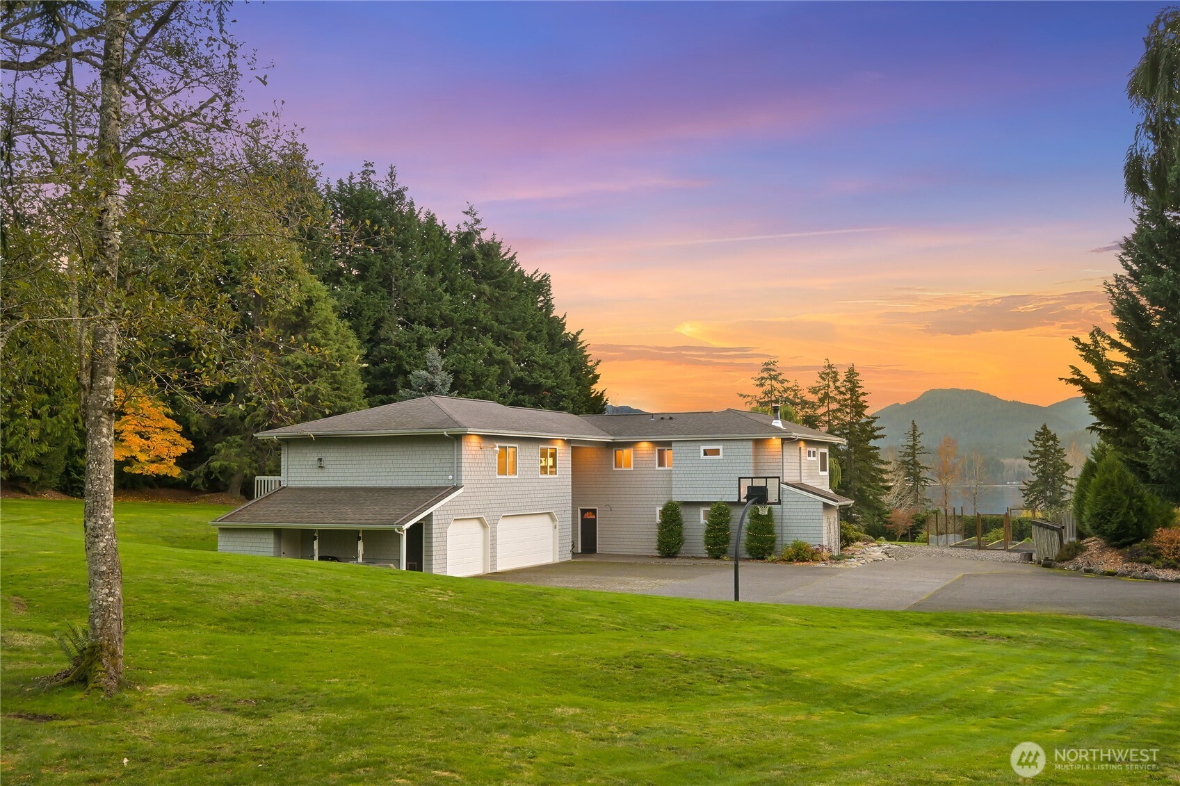 2724 Willow Lane