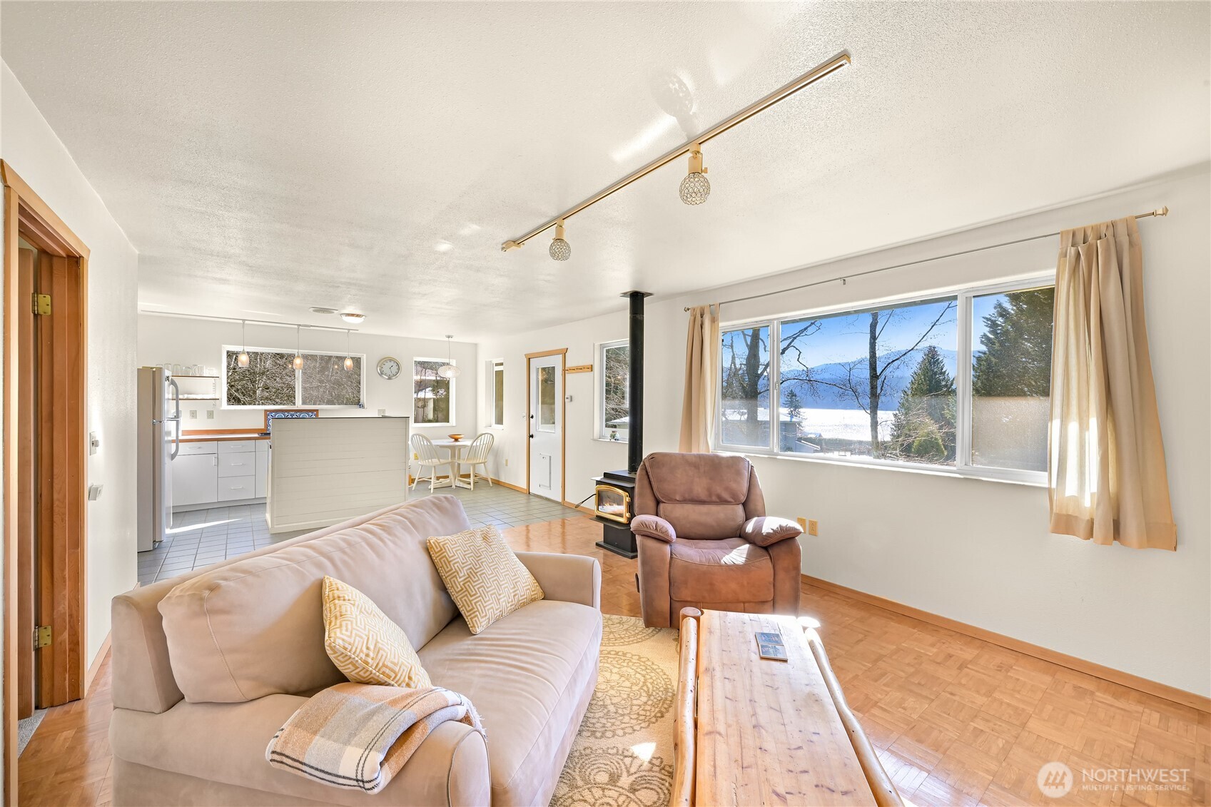 2724 Willow Lane