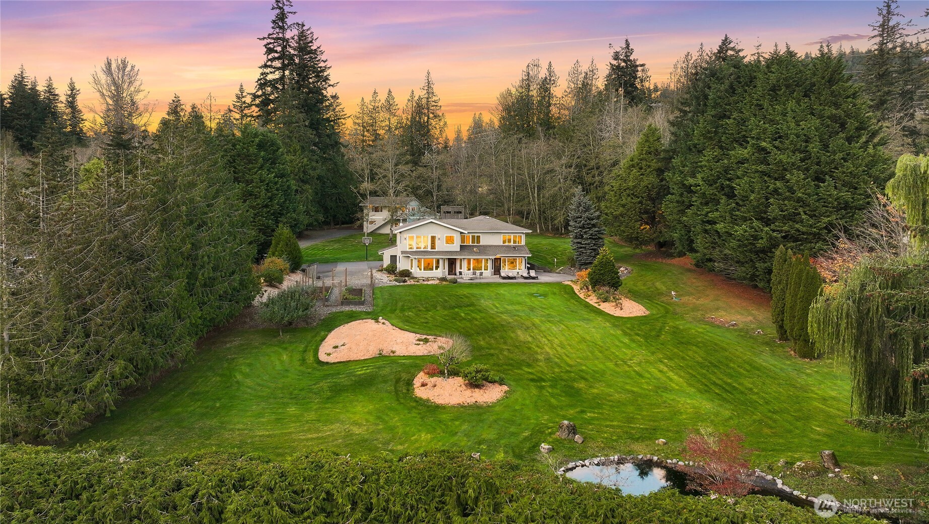 2724 Willow Lane