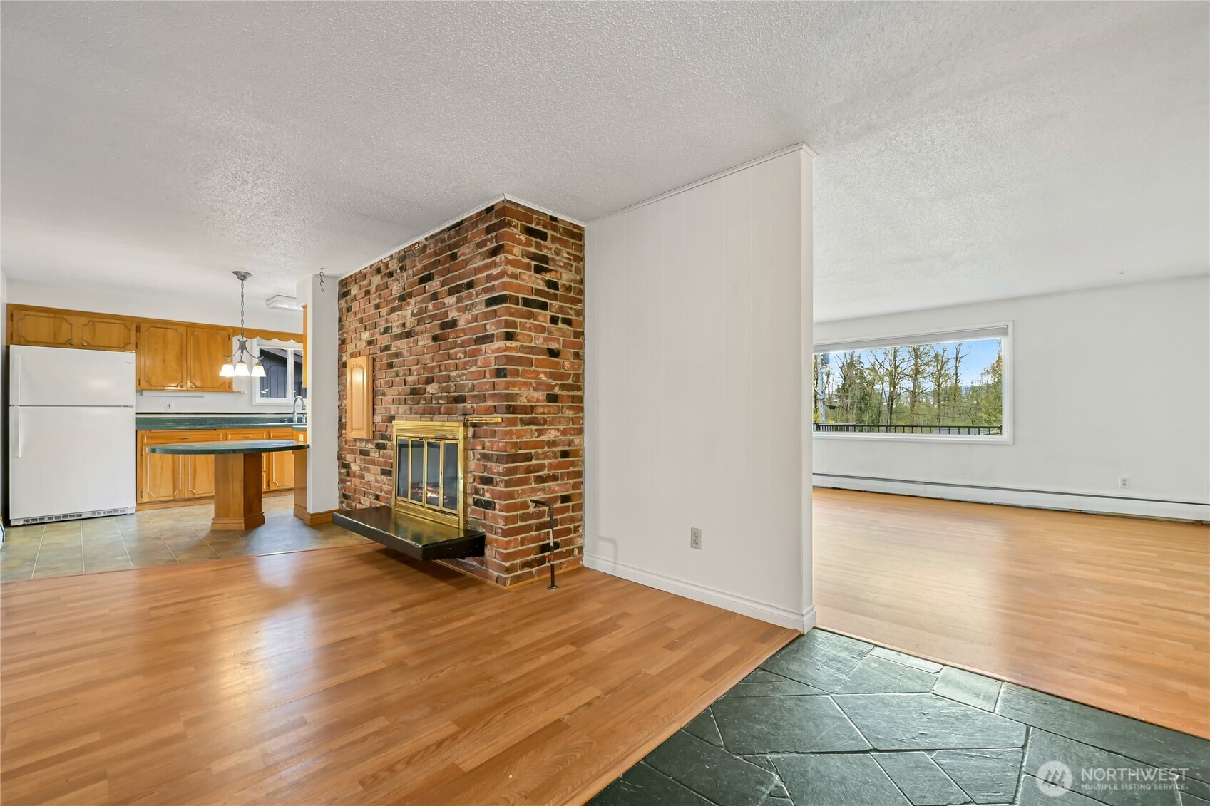 809 Gilbert Drive