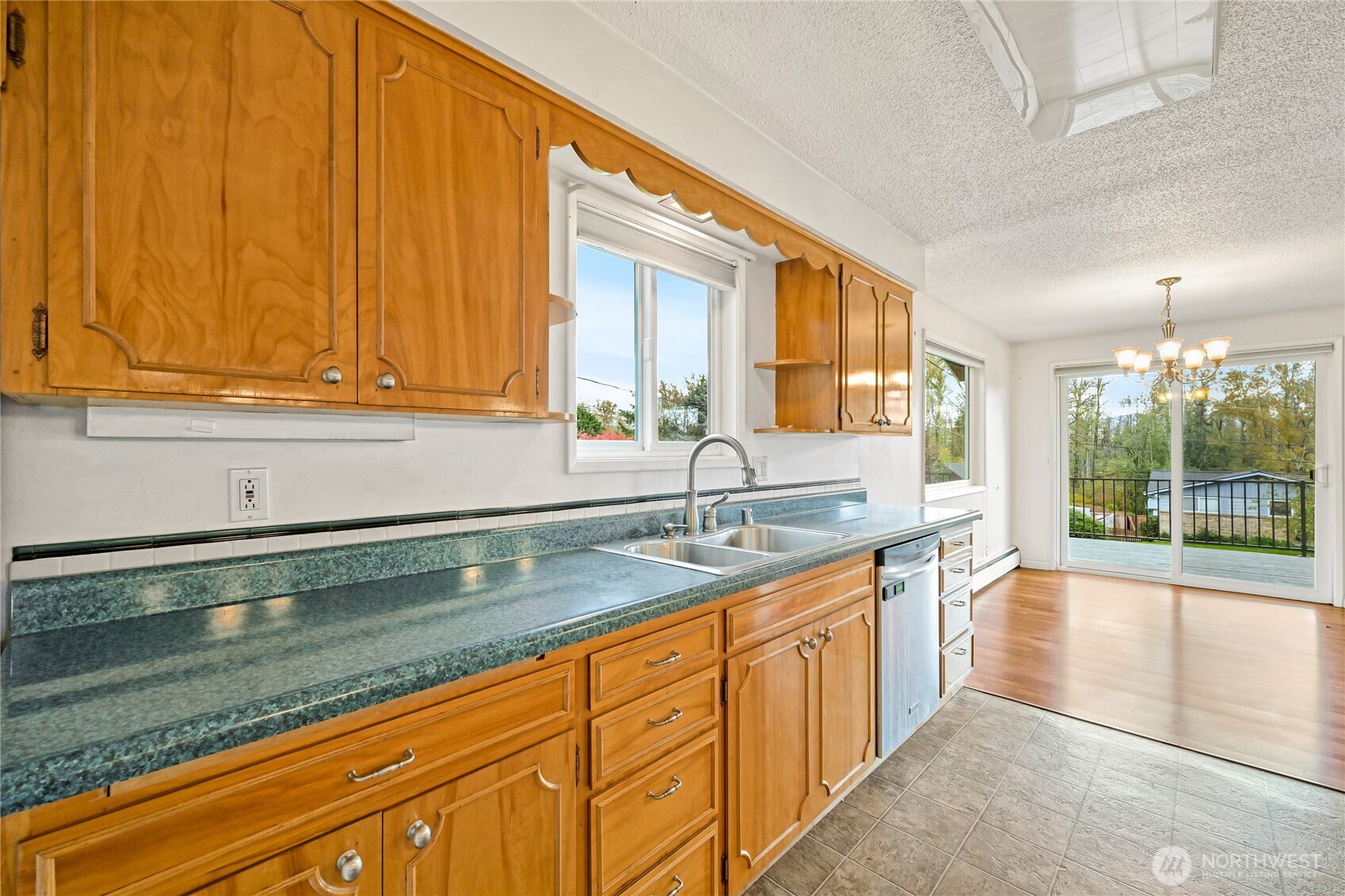 809 Gilbert Drive