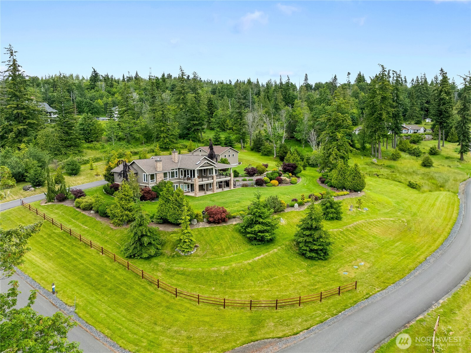 1944 Discovery Heights Drive