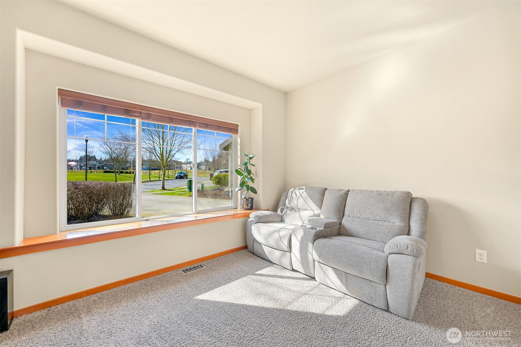 6272 Kona Court