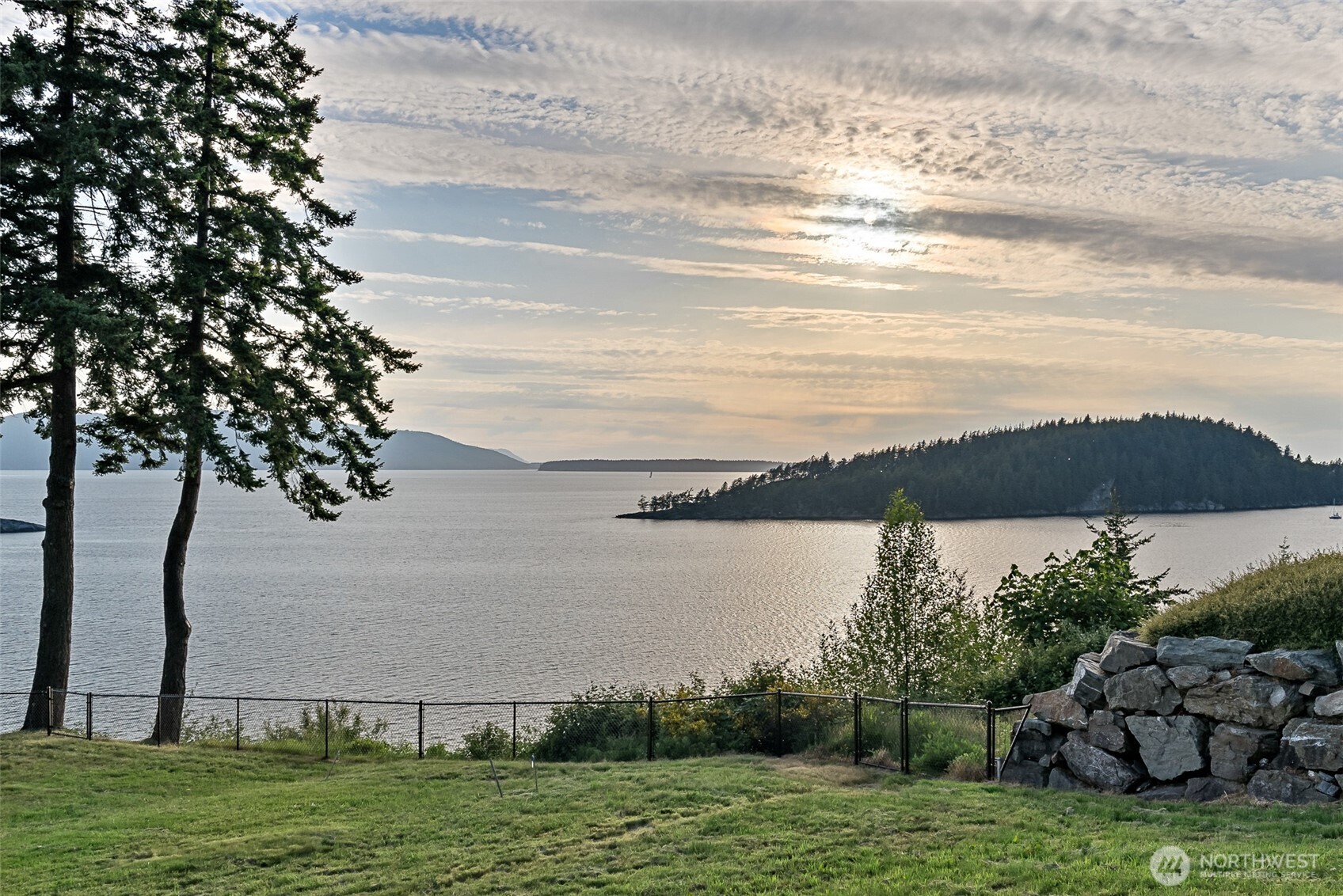 1279 Chuckanut Drive