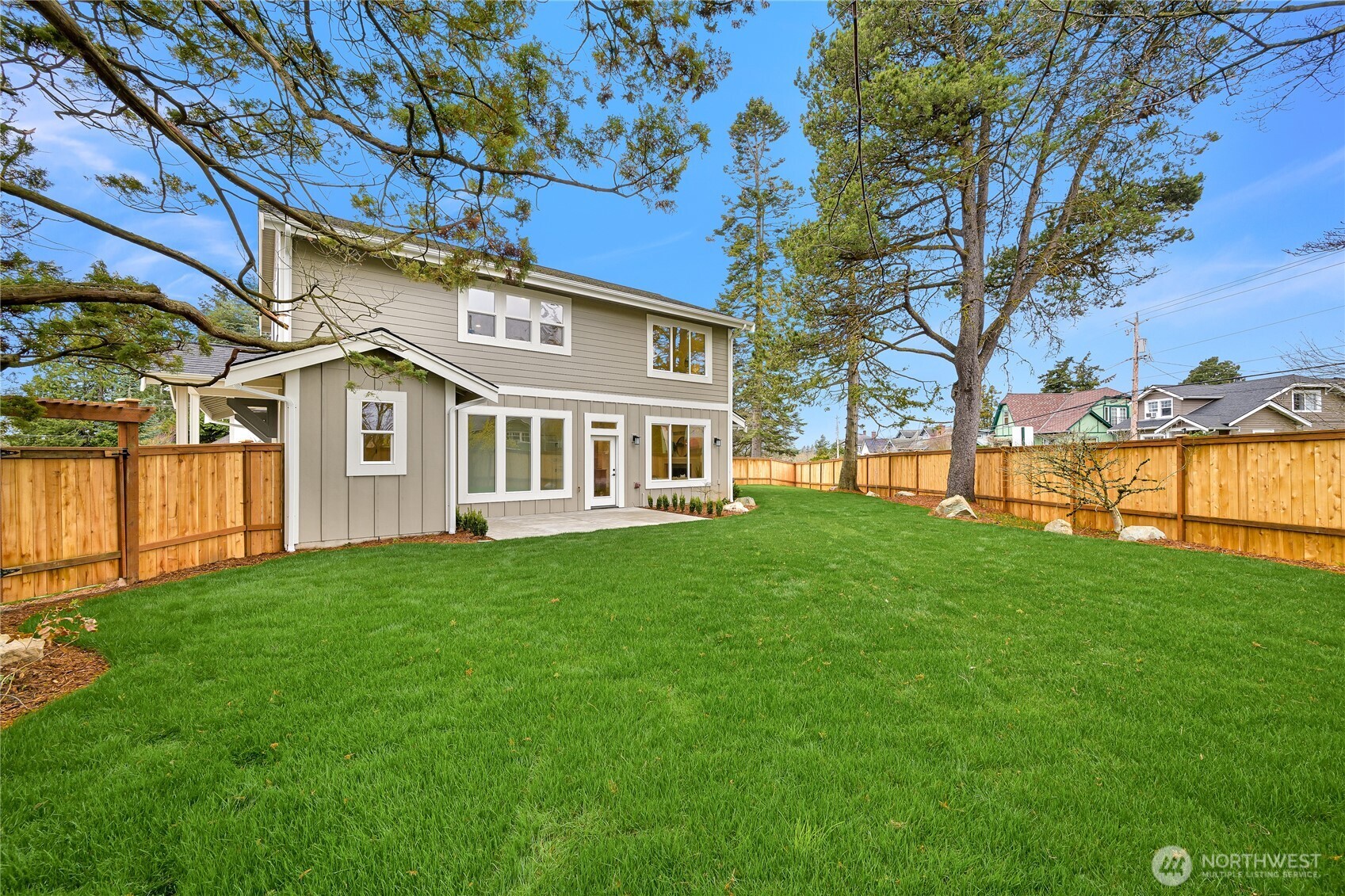 2815 Sunset Drive