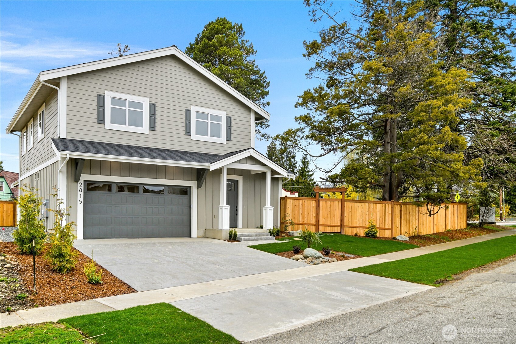 2815 Sunset Drive