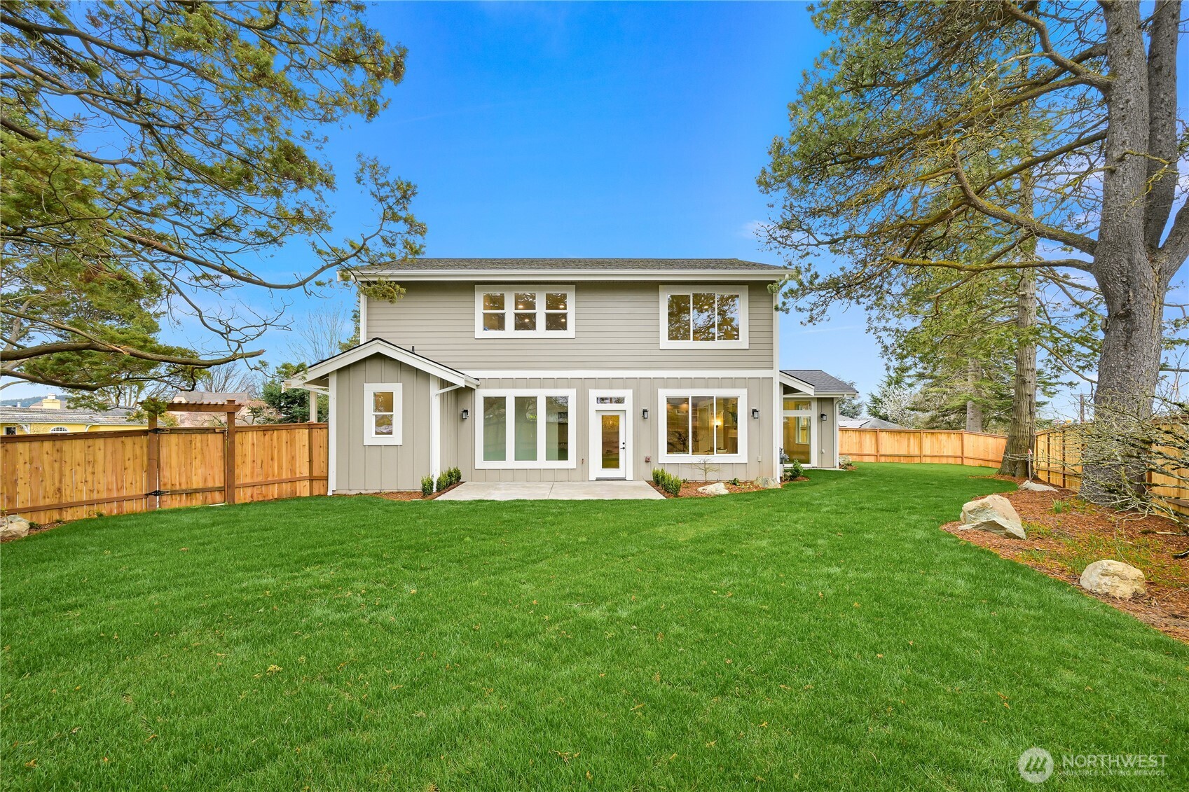 2815 Sunset Drive