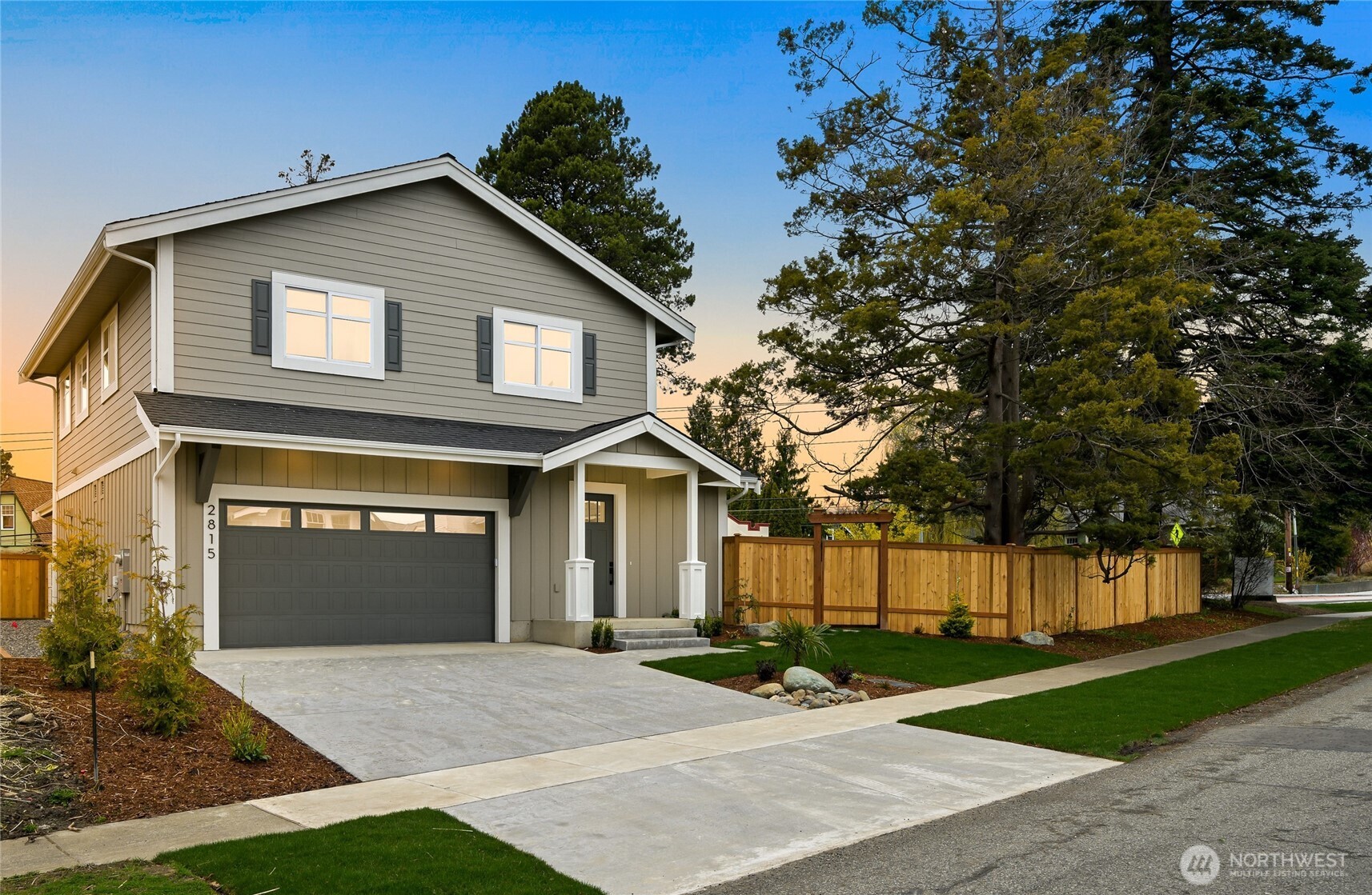 2815 Sunset Drive
