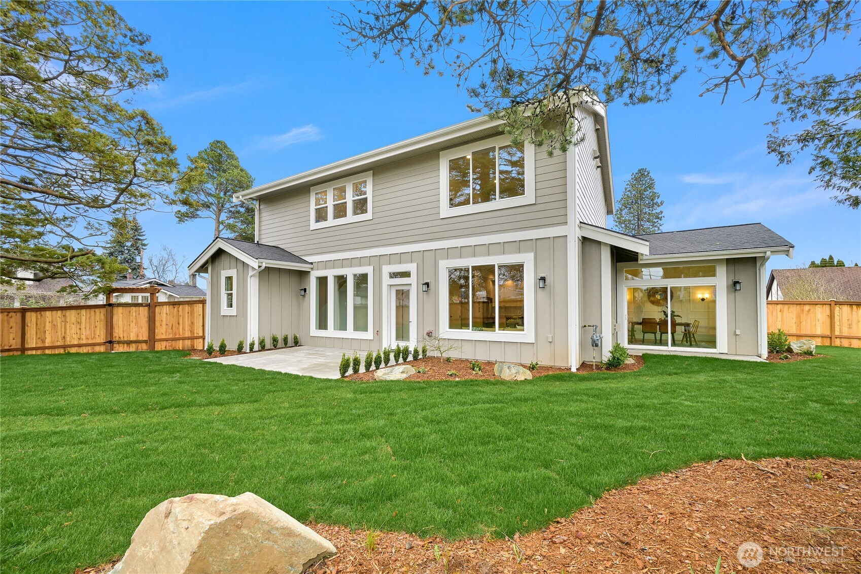 2815 Sunset Drive