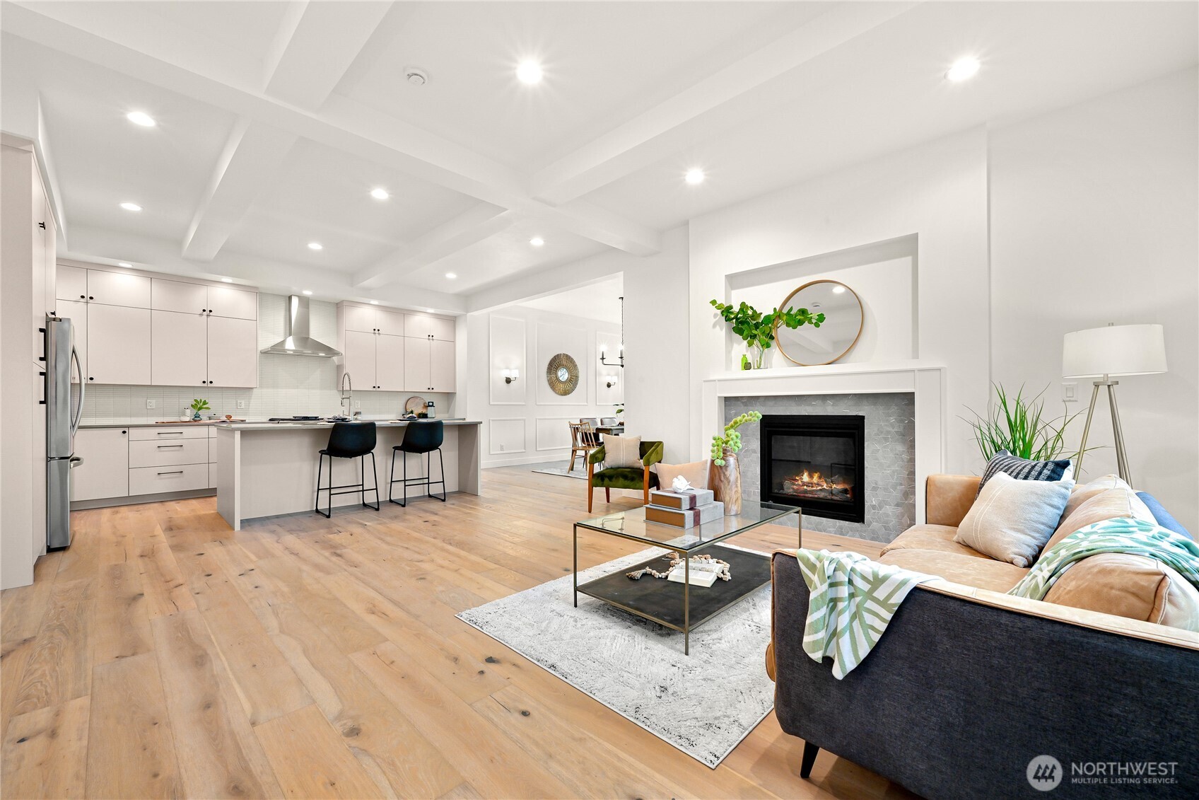 2815 Sunset Drive